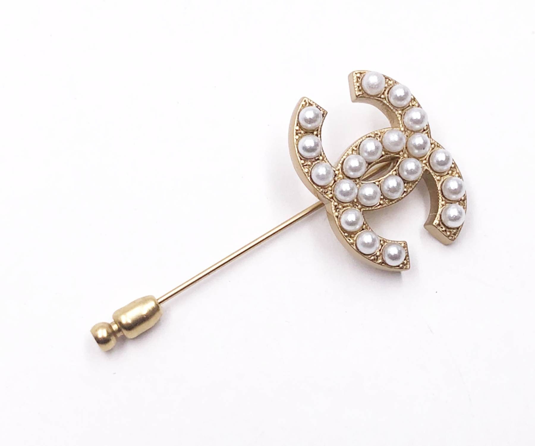 Chanel Chanel Vintage Gold Plated Classic CC Faux Pearl Large Pin Size ONE SIZE - 2 Thumbnail