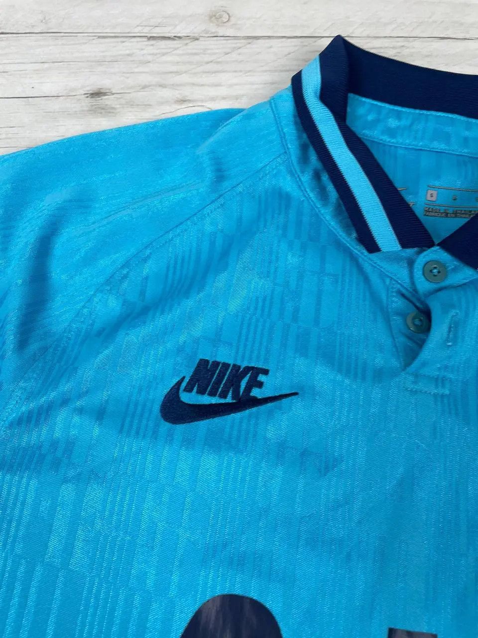 Nike Nike Tottenham Hotspur 2019 2020 Third Shirt Soccer Jersey Size US S / EU 44-46 / 1 - 6 Thumbnail