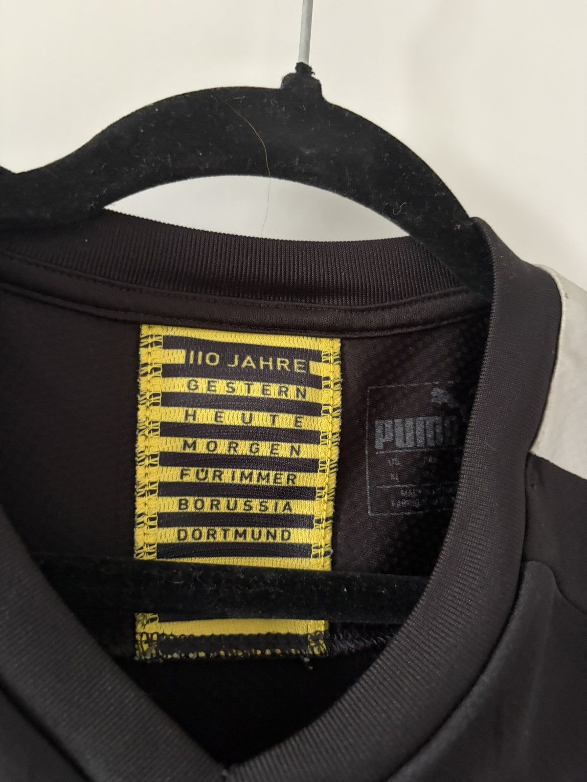 Puma BVB Puma 2019/2020 away Haaland Soccer Jersey Size US XL / EU 56 / 4 - 7 Thumbnail