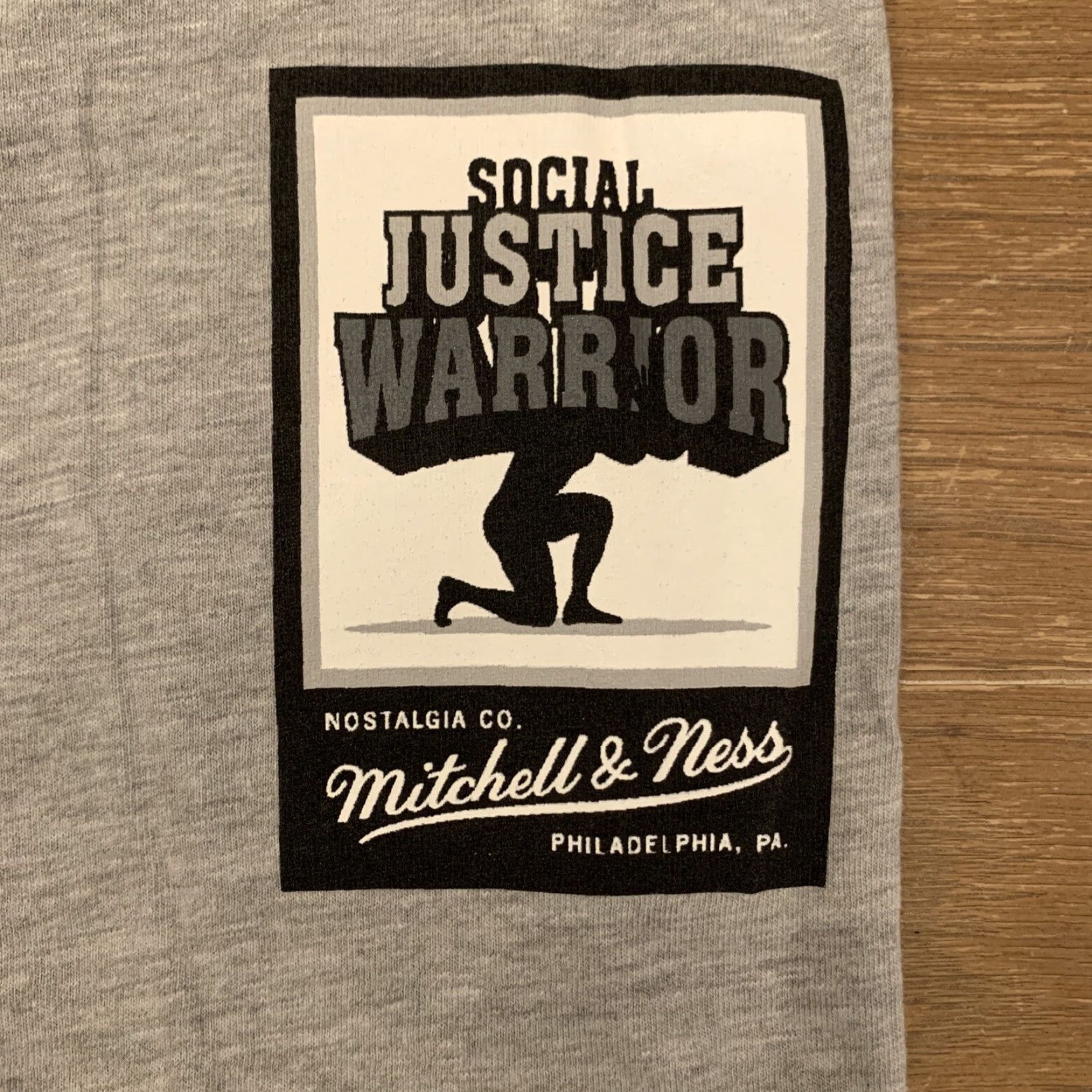 Mitchell & Ness MITCHELL & NESS Fight For Your Rights T-Shirt Adult Small Gray Social Justice Mens NWT Size US S / EU 44-46 / 1 - 3 Thumbnail