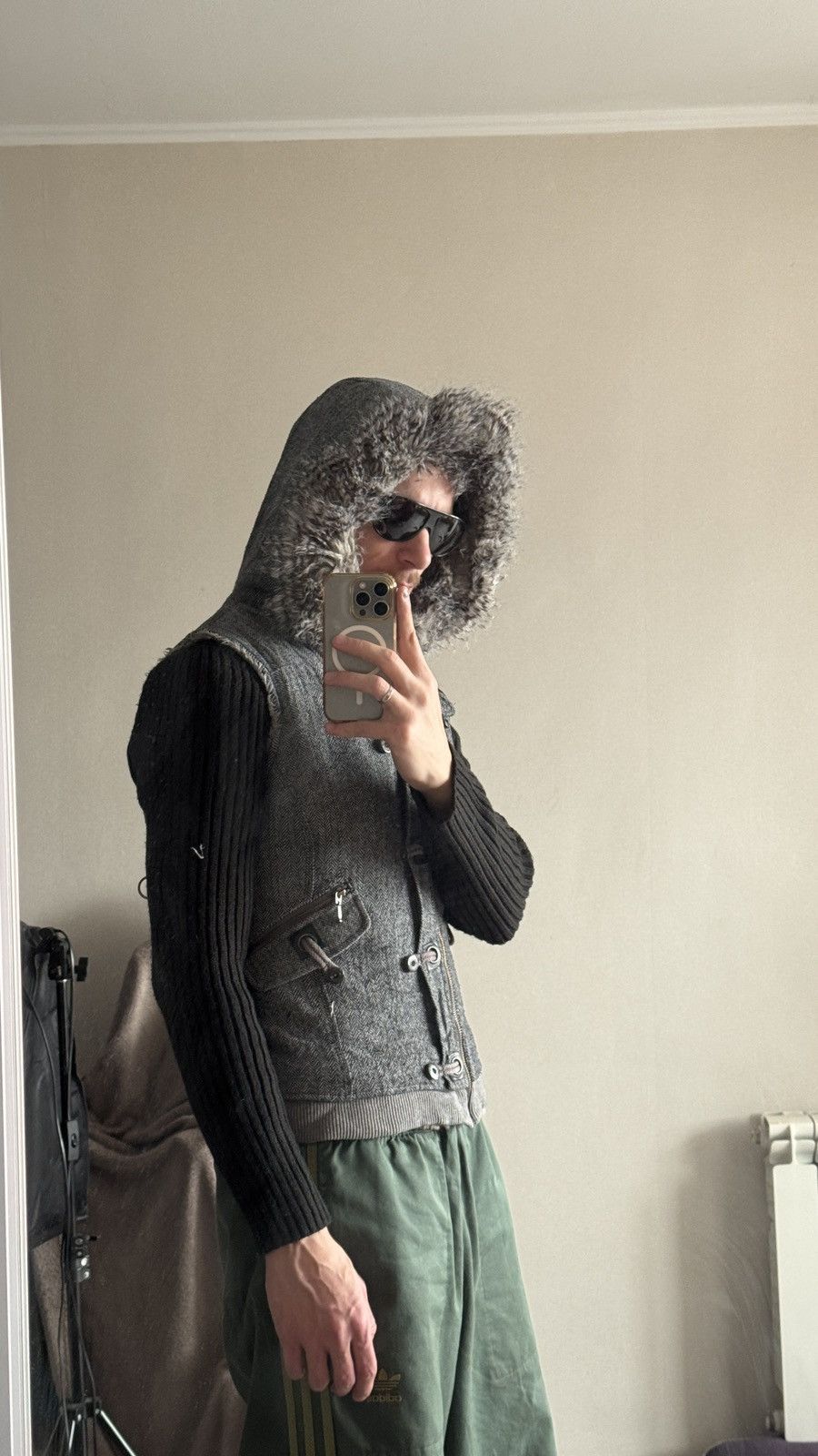 Japanese Brand Faux Fur Hood Vest Jacket punk grunge LGB balenciaga n2b cdg Size US M / EU 48-50 / 2 - 5 Thumbnail