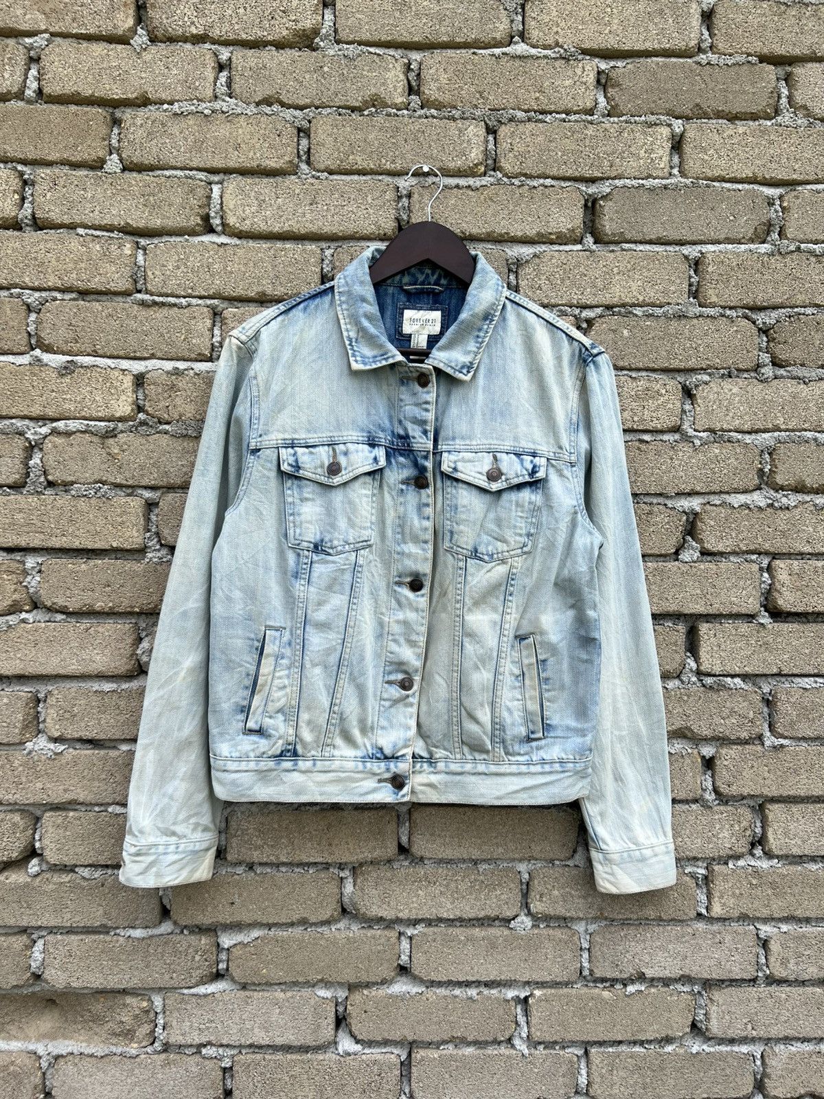Forever 21 Forever 21 Denim Jacket Distress Style Colour Size M / US 6-8 / IT 42-44 - 2 Thumbnail
