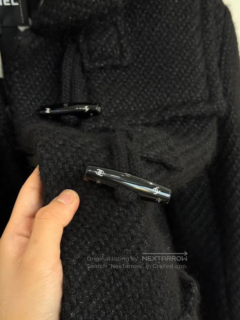 Chanel Chanel Black gold thread, alpaca wool, tweed horn buckle, Size XS / US 0-2 / IT 36-38 - 3 Thumbnail
