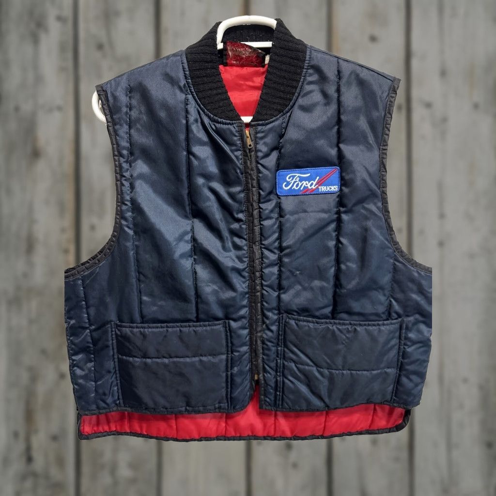 Ford VINTAGE Ford F-150 Western Puffer Vest Blue Nylon Mens XL Jacket, Casual, 70s 80s, Skiing Style Size US XL / EU 56 / 4 - 1 Thumbnail