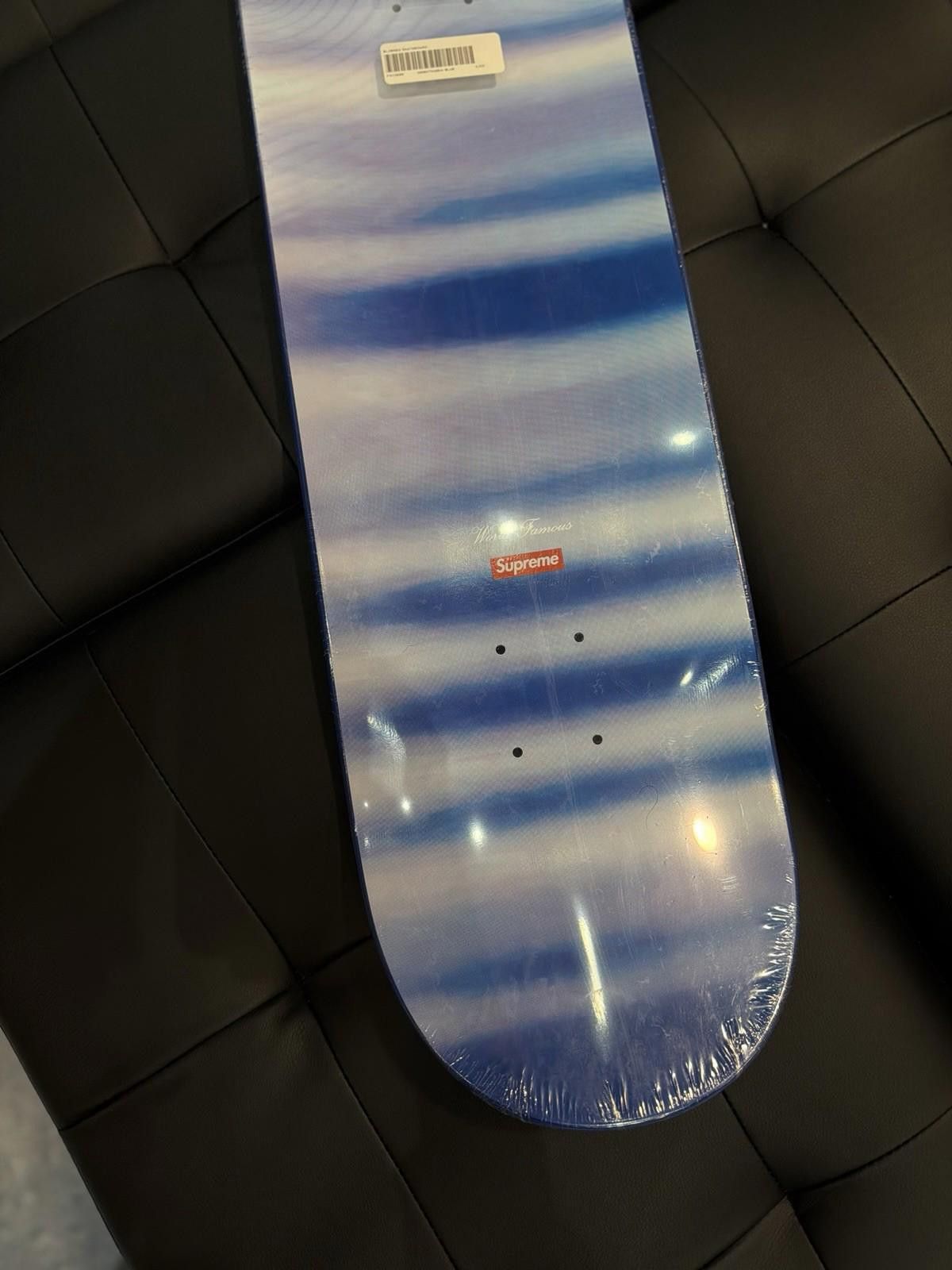 Supreme Supreme Skateboard Blurred Logo Color Red FW23 Brand New Size ONE SIZE - 5 Thumbnail