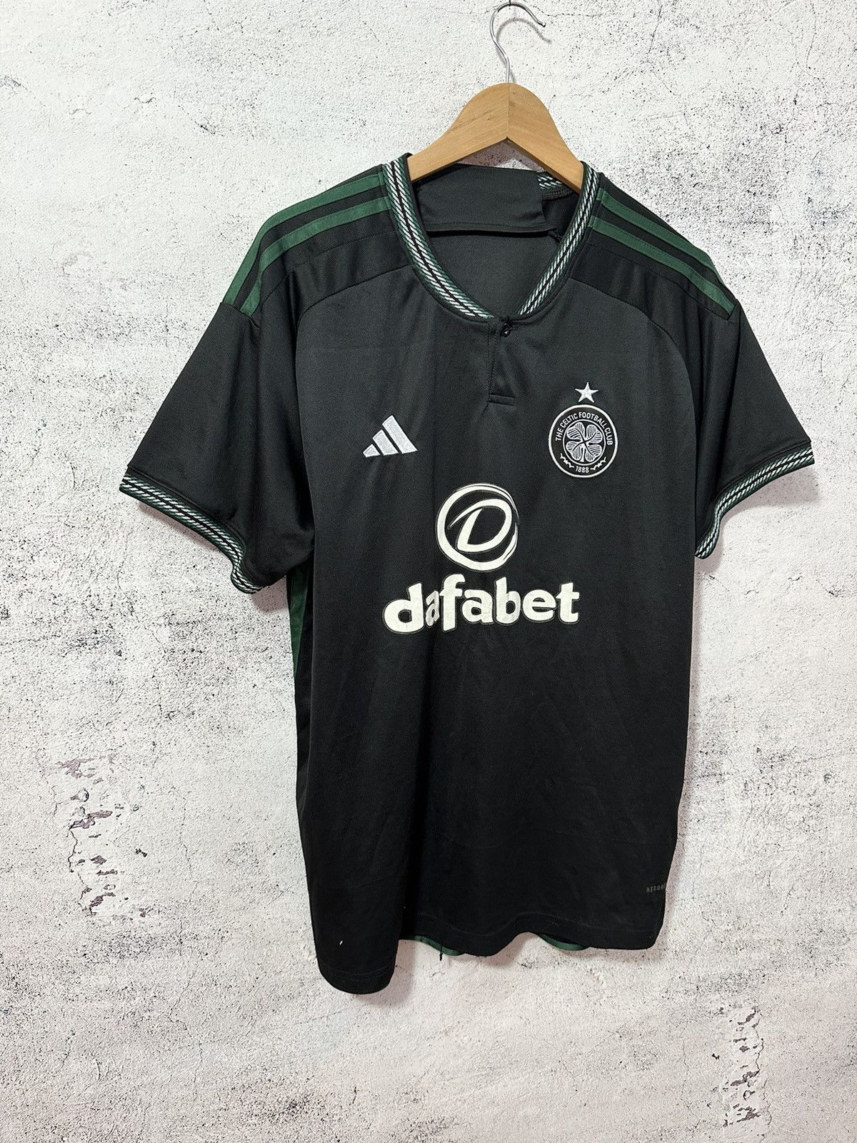 Adidas Celtic Fan Jersey 2023 Size US XL / EU 56 / 4 - 2 Thumbnail