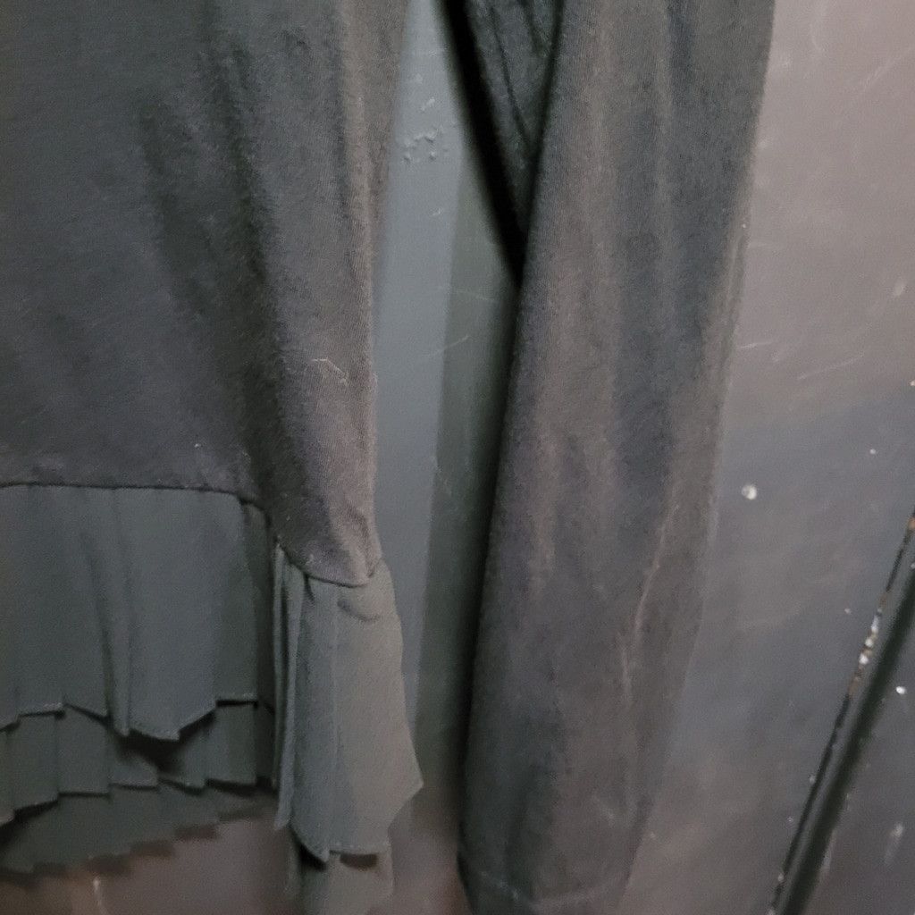 J.Crew J Crew shirt,black w/a cute ruffle on bottom,nwot,XS Size XS / US 0-2 / IT 36-38 - 6 Thumbnail