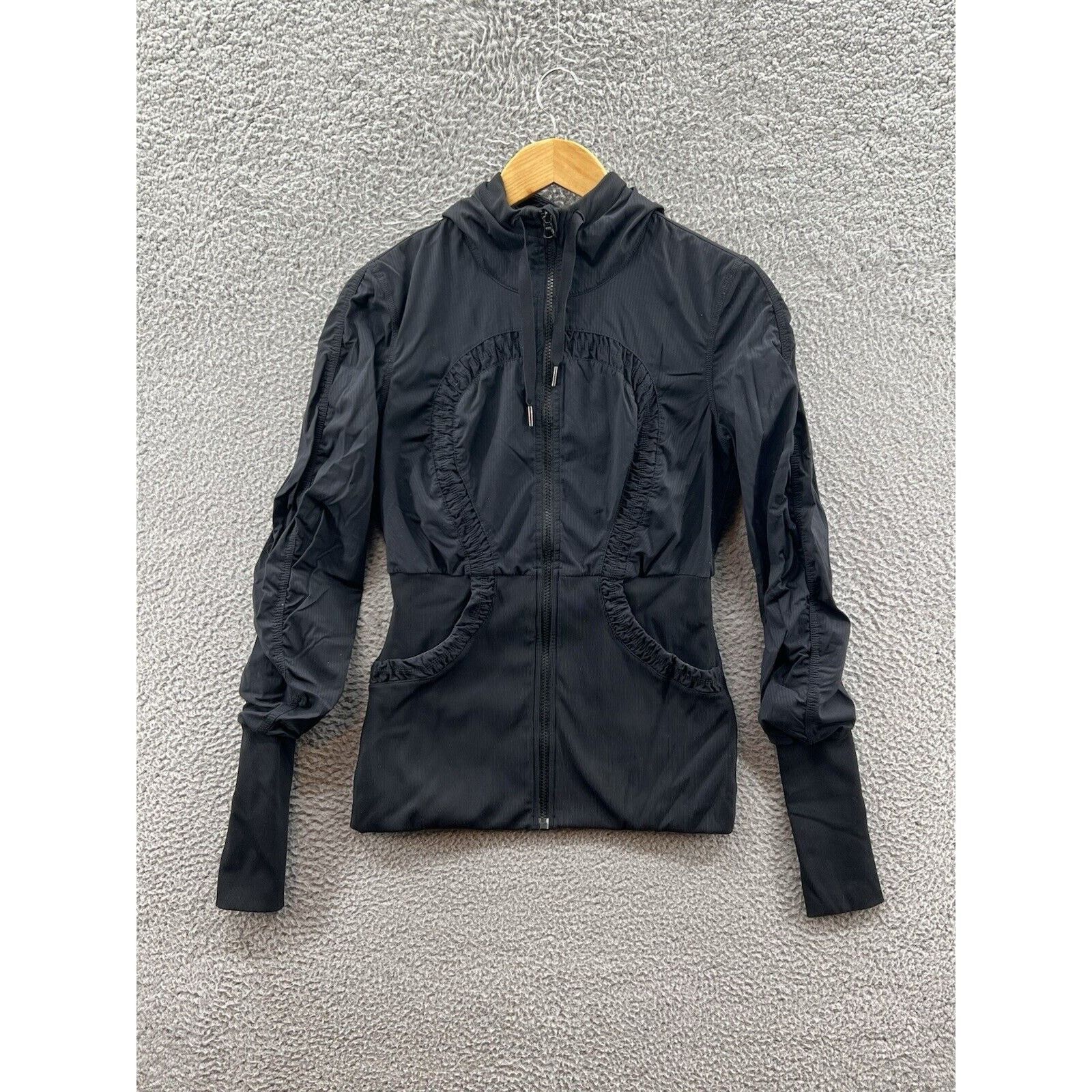 Other Lululemon Dance Studio Reversible Black/Gray Jacket Size 10 Size L / US 10 / IT 46 - 1 Thumbnail