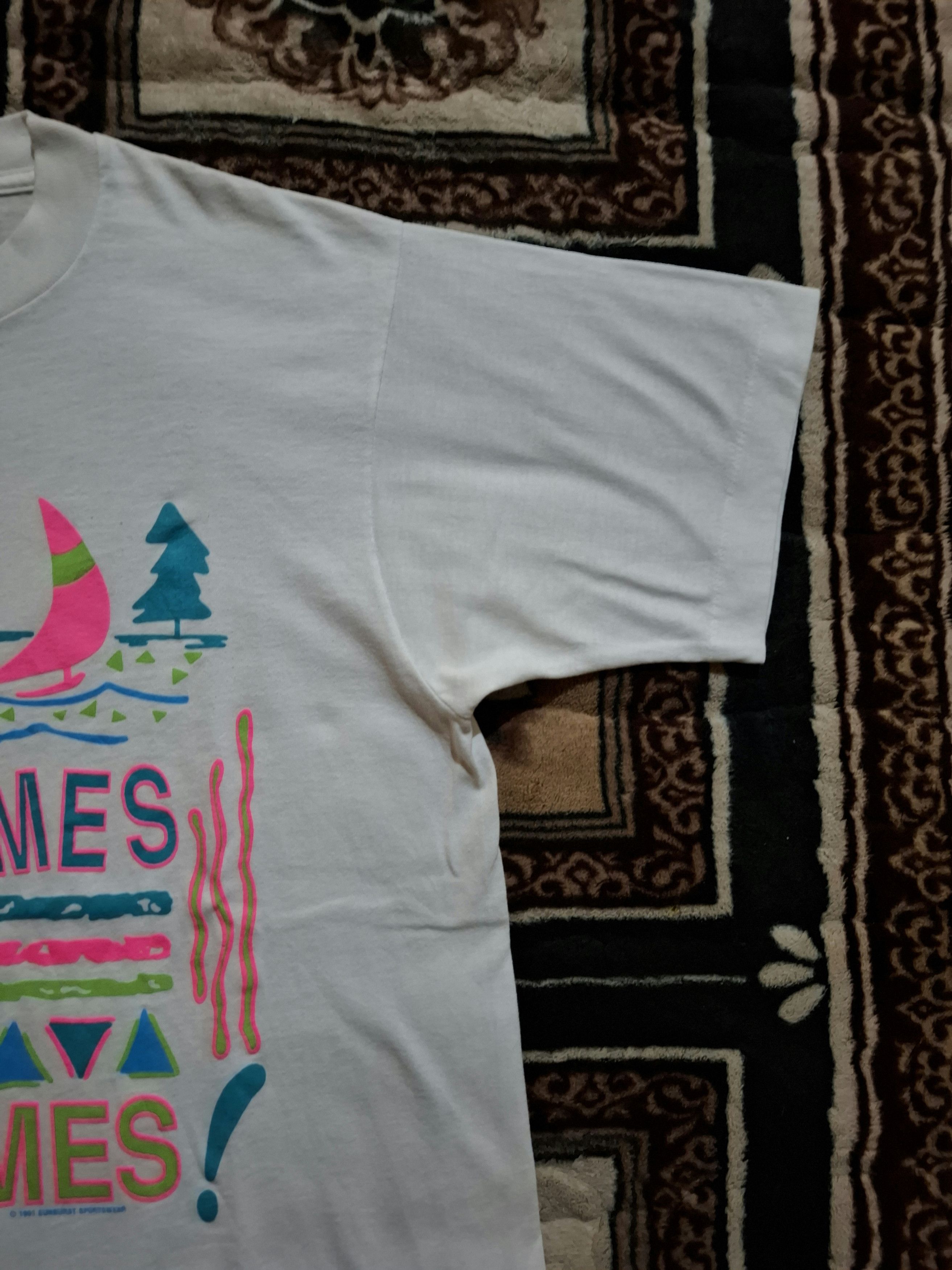 Vintage ​Vintage 1991 Screen Stars Best Single Stitch T-Shirt Size US M / EU 48-50 / 2 - 8 Thumbnail