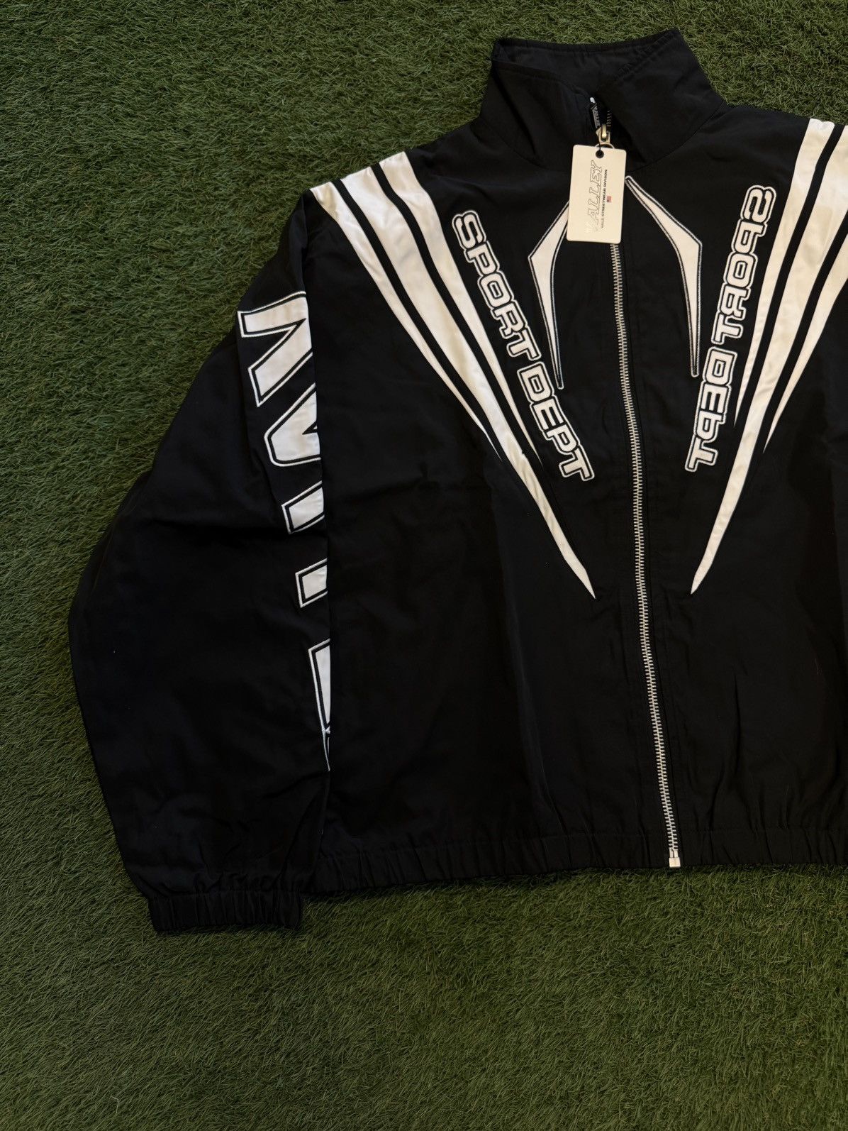 Vale Valley Track Jacket Size (L)Brand New Black Size US L / EU 52-54 / 3 - 3 Thumbnail