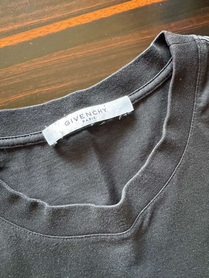 Givenchy Givenchy Black Short Sleeve T-Shirt Size US XL / EU 56 / 4 - 2 Thumbnail