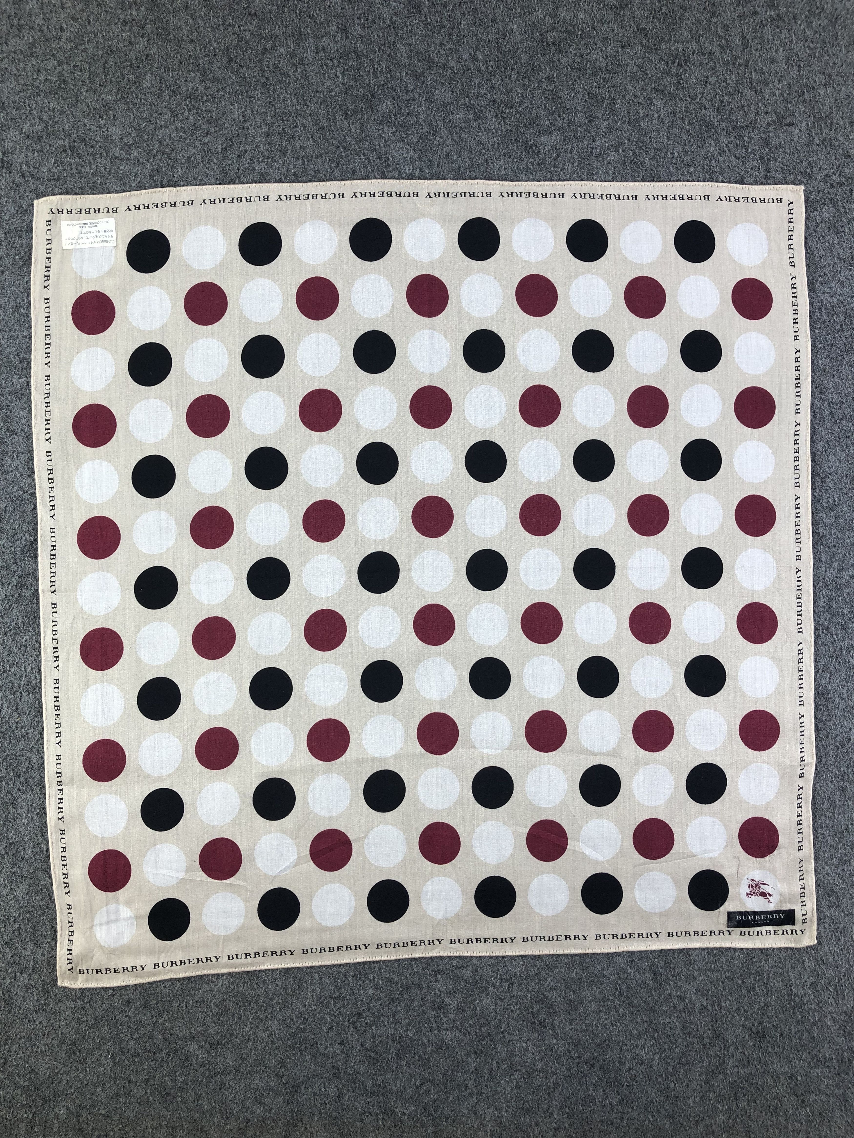 Burberry Burberry Handkerchief / Bandana / Neckerchief Size ONE SIZE - 3 Thumbnail