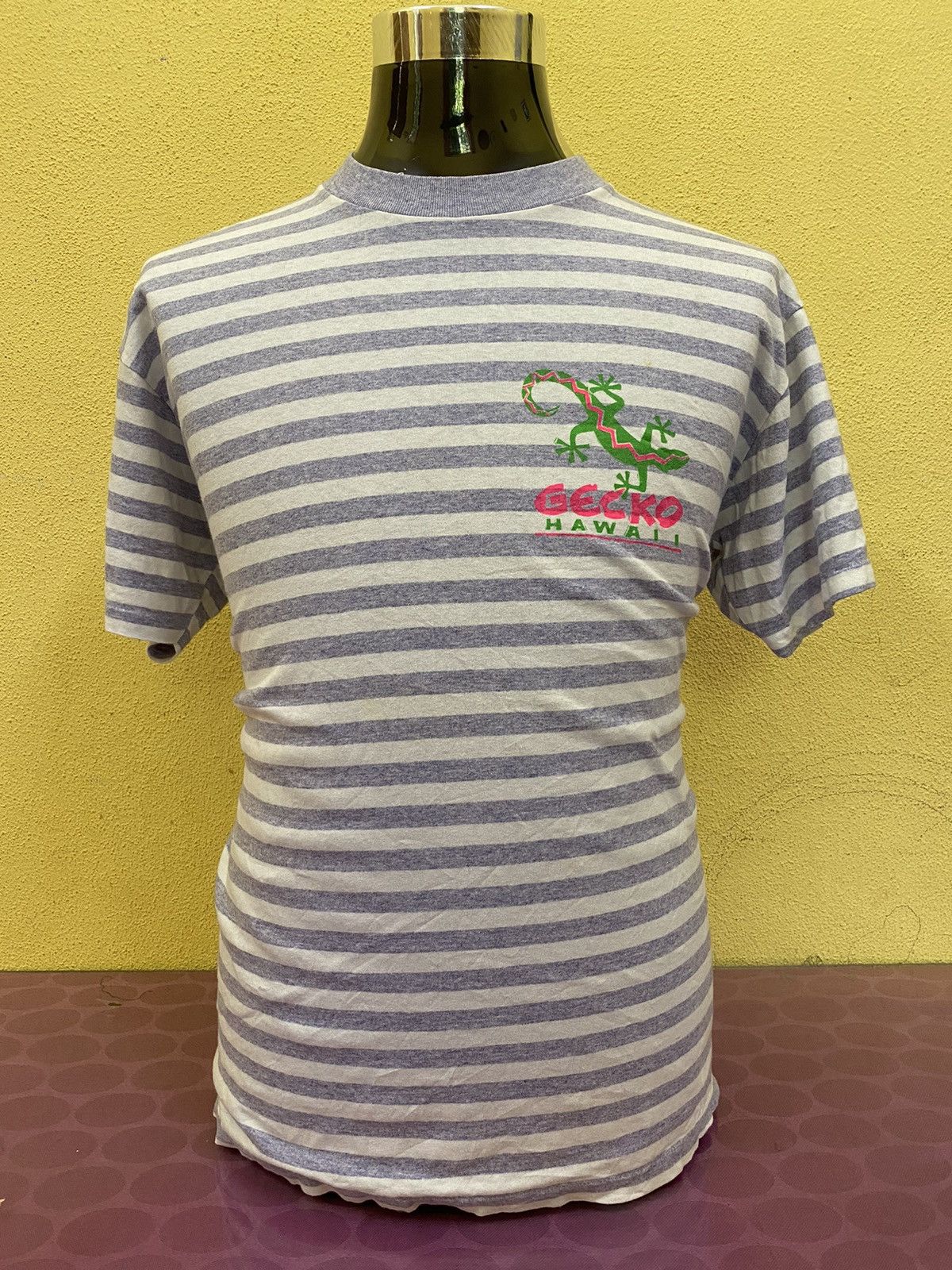 Other Hawaii gecko tshirt Size US M / EU 48-50 / 2 - 10 Thumbnail
