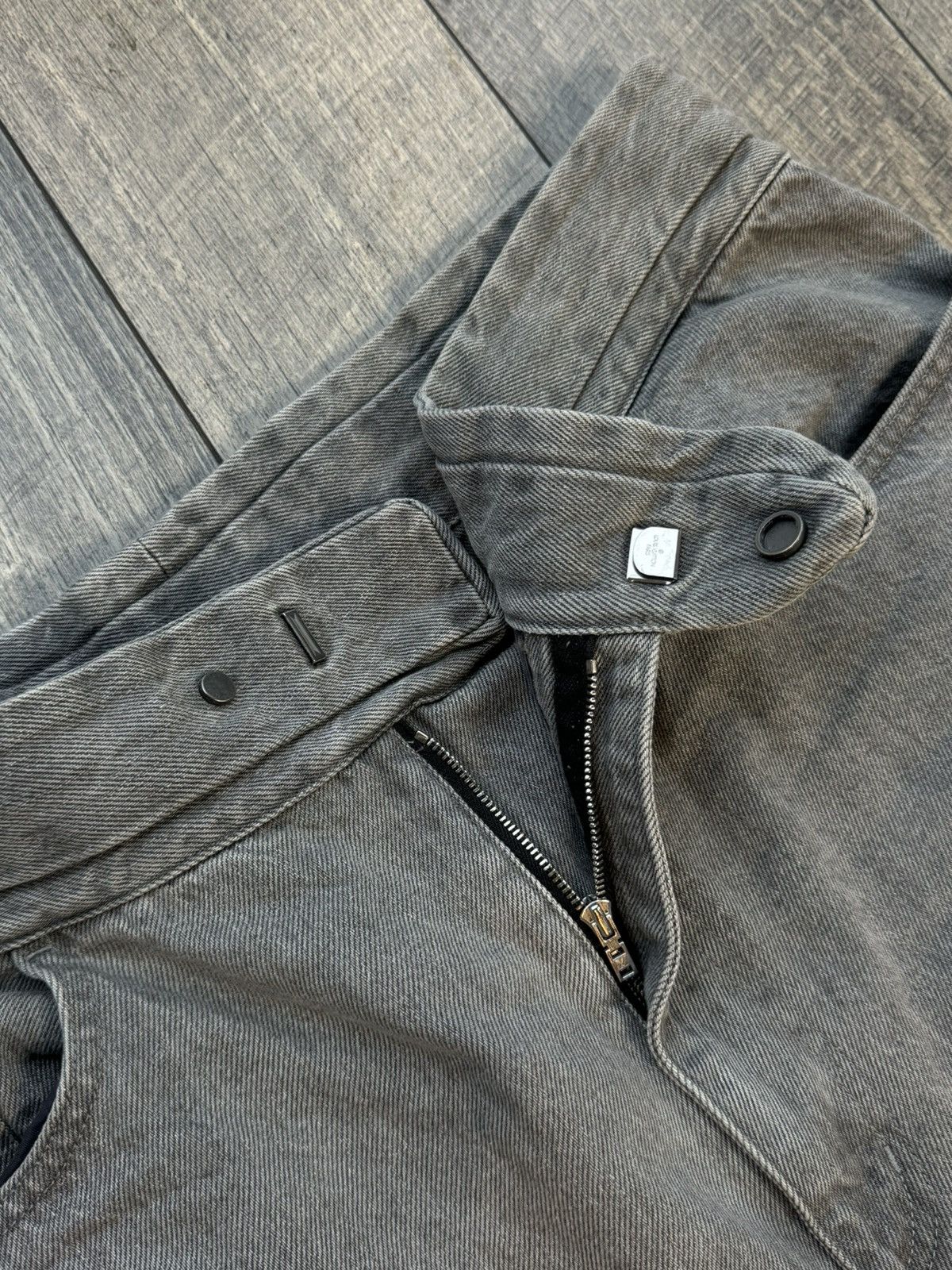 Louis Vuitton Louis Vuitton Grey Denim Cargo Pants Jeans - 38 Size US 38 / EU 54 - 5 Thumbnail