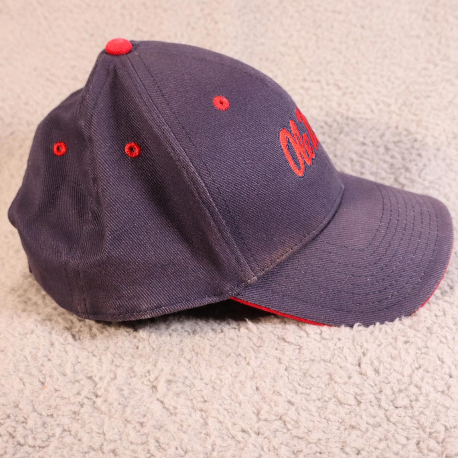 Nike Ole Miss Rebels Signatures Hat Dad Cap Strap Back Size ONE SIZE - 3 Thumbnail