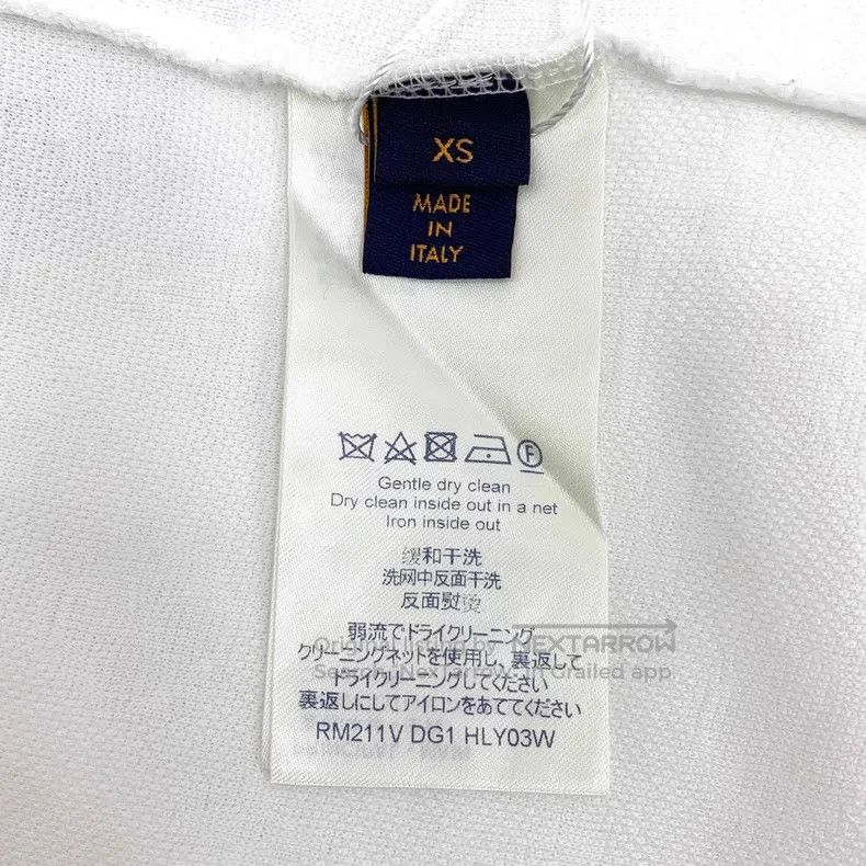 Louis Vuitton Louis Vuitton White logo full dark print beaded animal cot Size US XS / EU 42 / 0 - 6 Thumbnail
