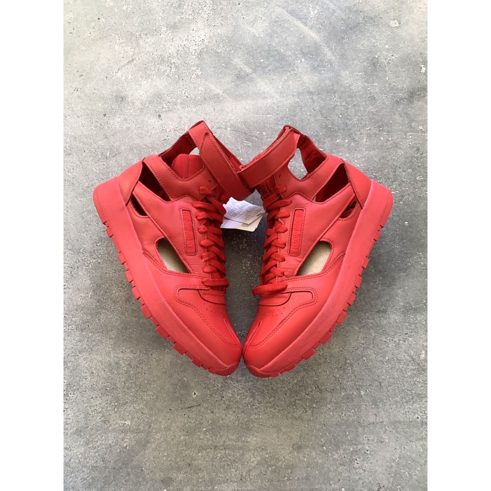 Maison Margiela MAISON MARGIELA x REEBOK CLASSIC SNEAKERS TABI RED SIZE US 9.5 UK 8.5 EU 42.5 Mens Sneaker Size US 9 / EU 42 - 2 Thumbnail