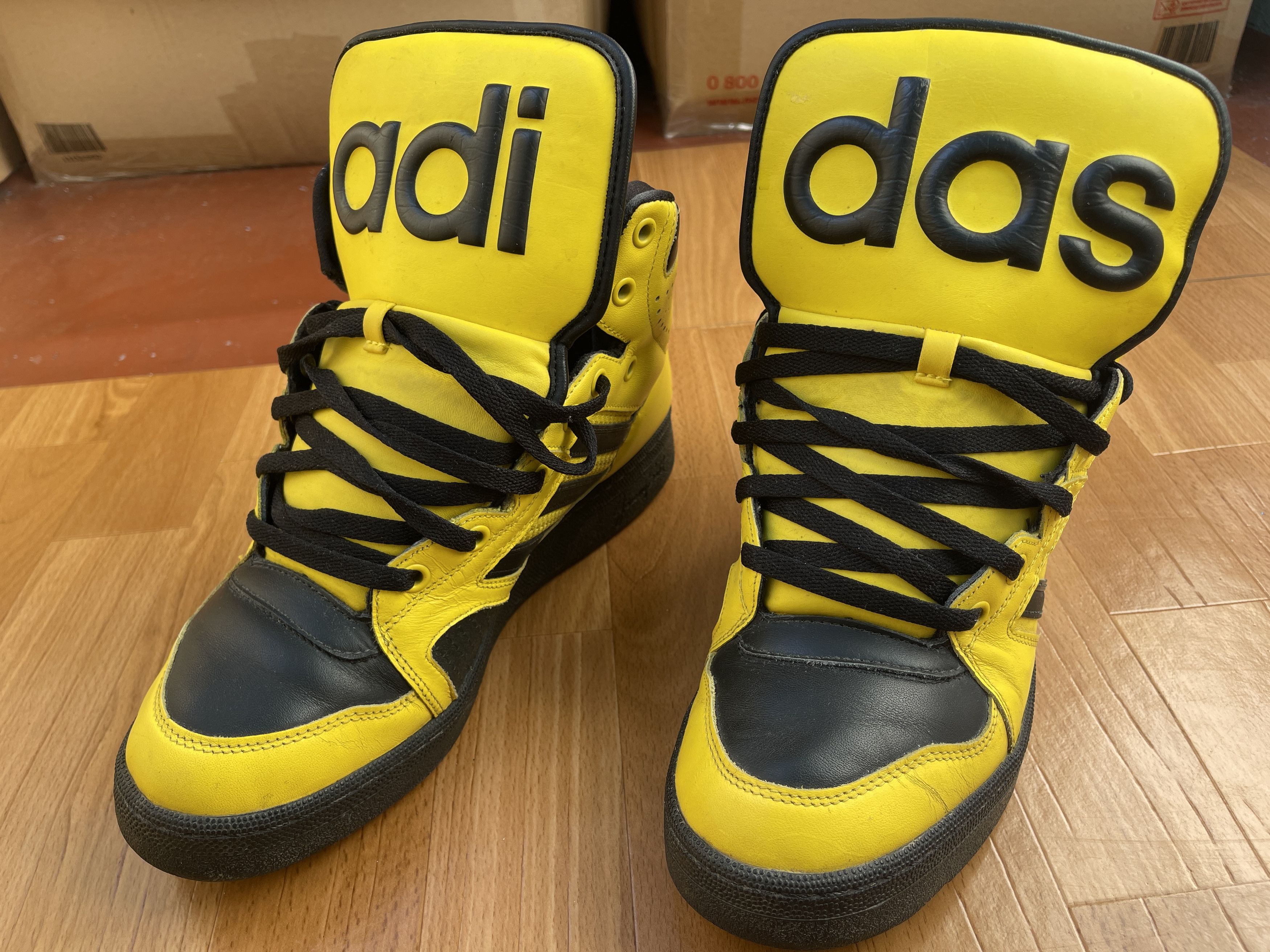 Adidas × Jeremy Scott Adidas sneakers Jeremy Scott Instinct Top shoes ObyO V24530 Size US 10 / EU 43 - 24 Thumbnail
