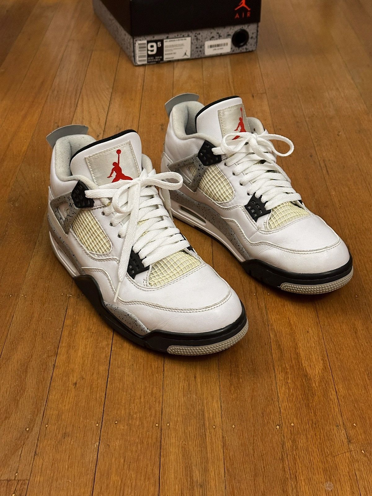 Jordan Brand Cement IV’s 2016 Size US 9.5 / EU 42-43 - 4 Thumbnail