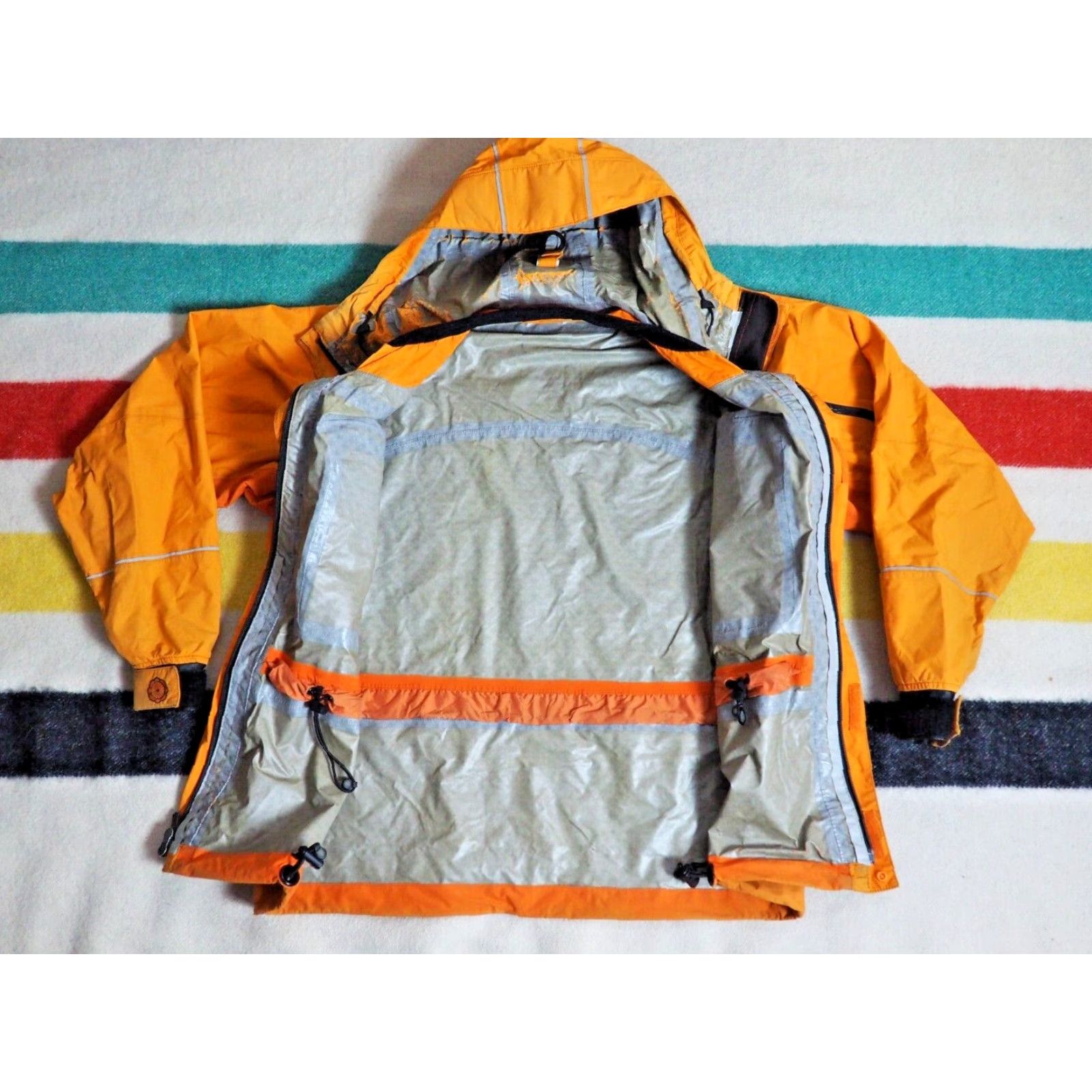 Patagonia PATAGONIA Hooded Shell Jacket Gorp Mens S Orange Two-Tone Logo 2006 Lotus Design Windbreaker Streetwear Size US S / EU 44-46 / 1 - 2 Thumbnail