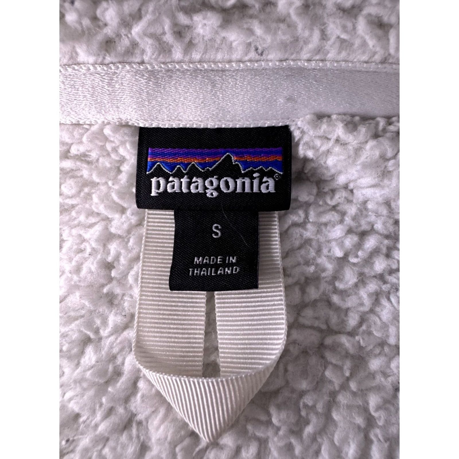 Patagonia Patagonia Hoodie White Fleece 1/2 Zip Womens Small Embroidered Logo Pullover Activewear Zip Closure Size S / US 4 / IT 40 - 3 Thumbnail