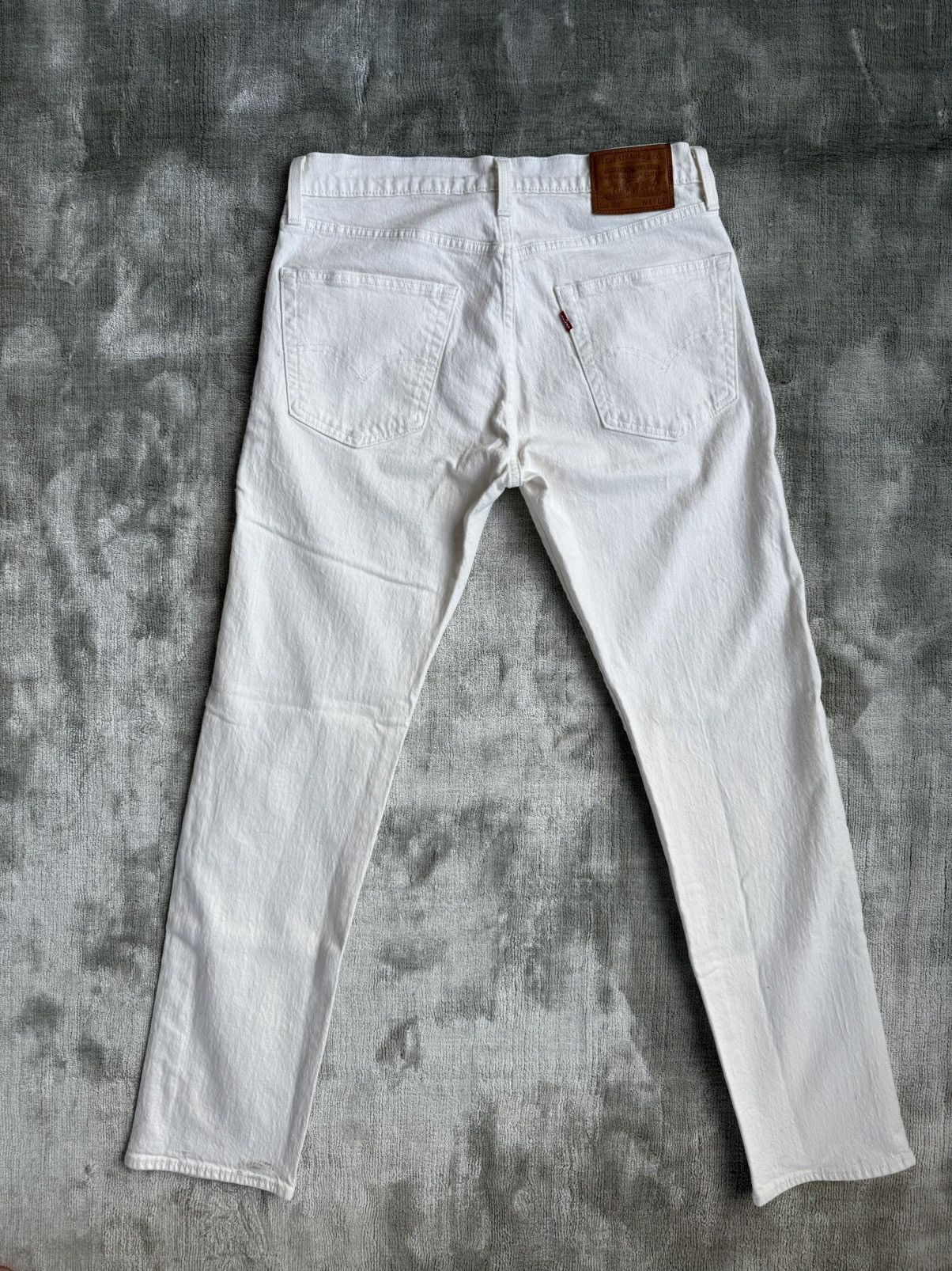 Levi's Men’s off white slim denim 31/32 Size US 31 - 2 Thumbnail