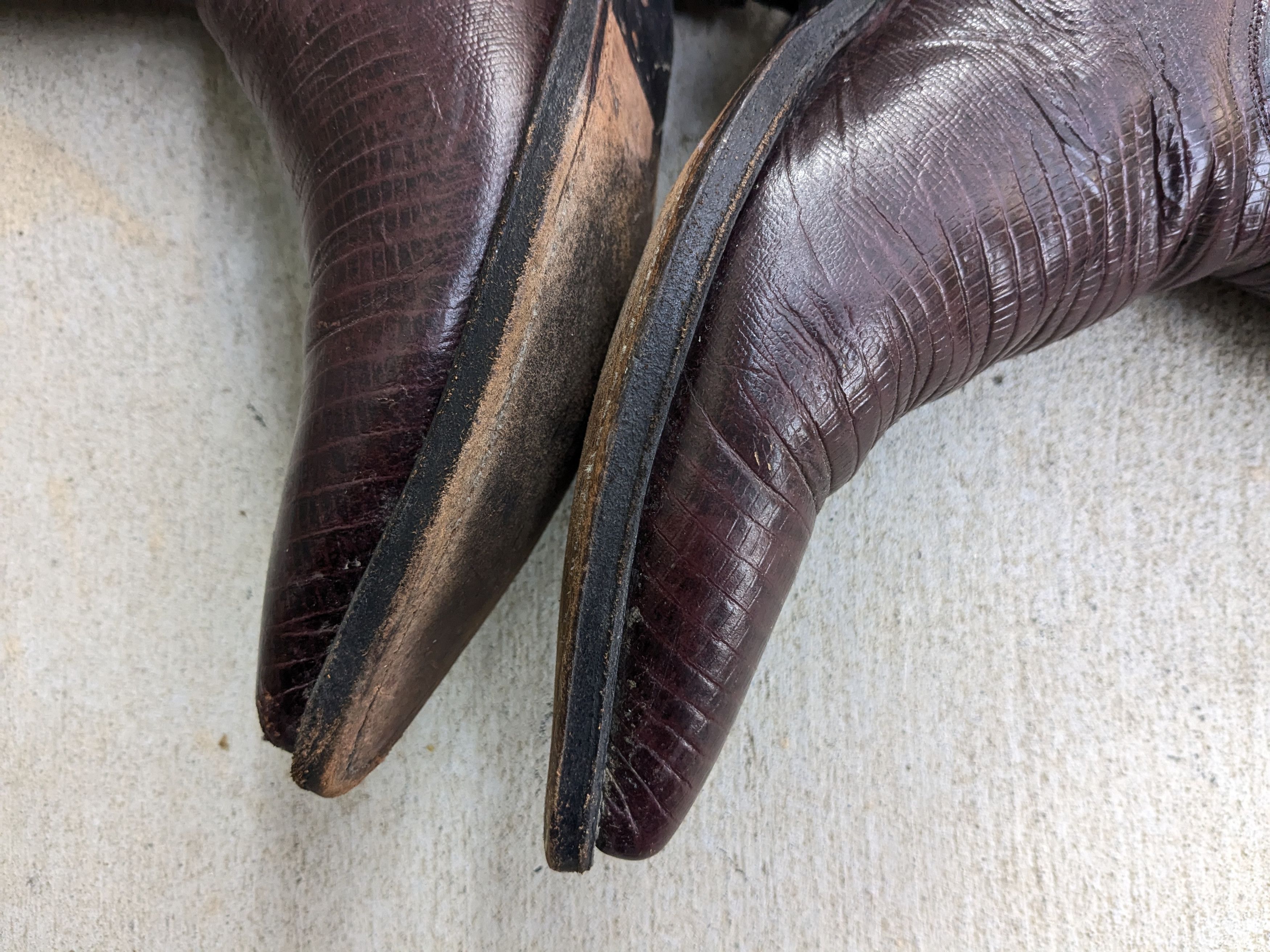 Genuine Leather Cuevas Boots Burgundy Faux Leather Mexico Size US 9.5 / EU 42-43 - 11 Thumbnail