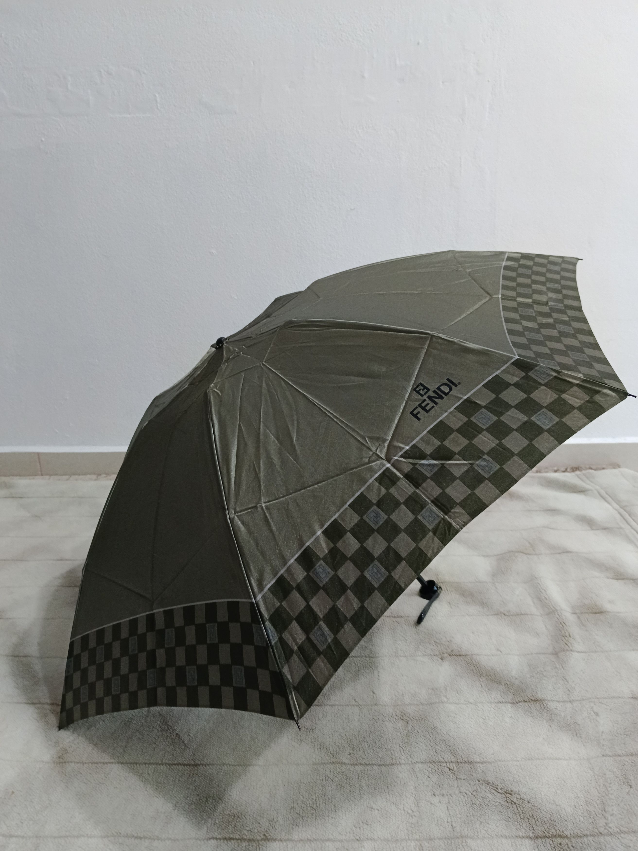 Fendi FENDI MONOGRAM FOLDING UMBRELLA Size ONE SIZE - 3 Thumbnail