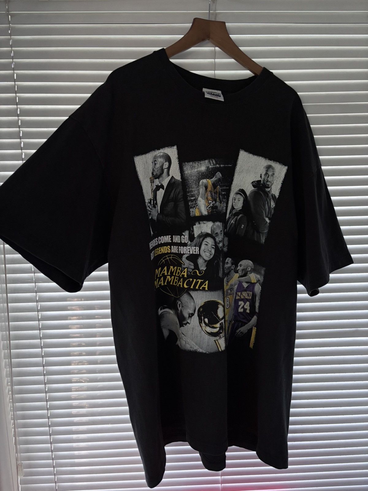 Rap Tees Kobe Bryant Gianna Mamba & Mambacita Vintage Bootleg Rap Tee Size US XXL / EU 58 / 5 - 2 Thumbnail