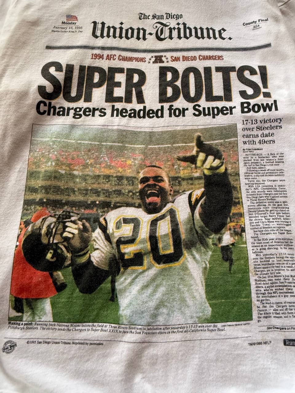 NFL Vintage 1995 NFL Newspaper San Diego Chargers Size US L / EU 52-54 / 3 - 3 Thumbnail