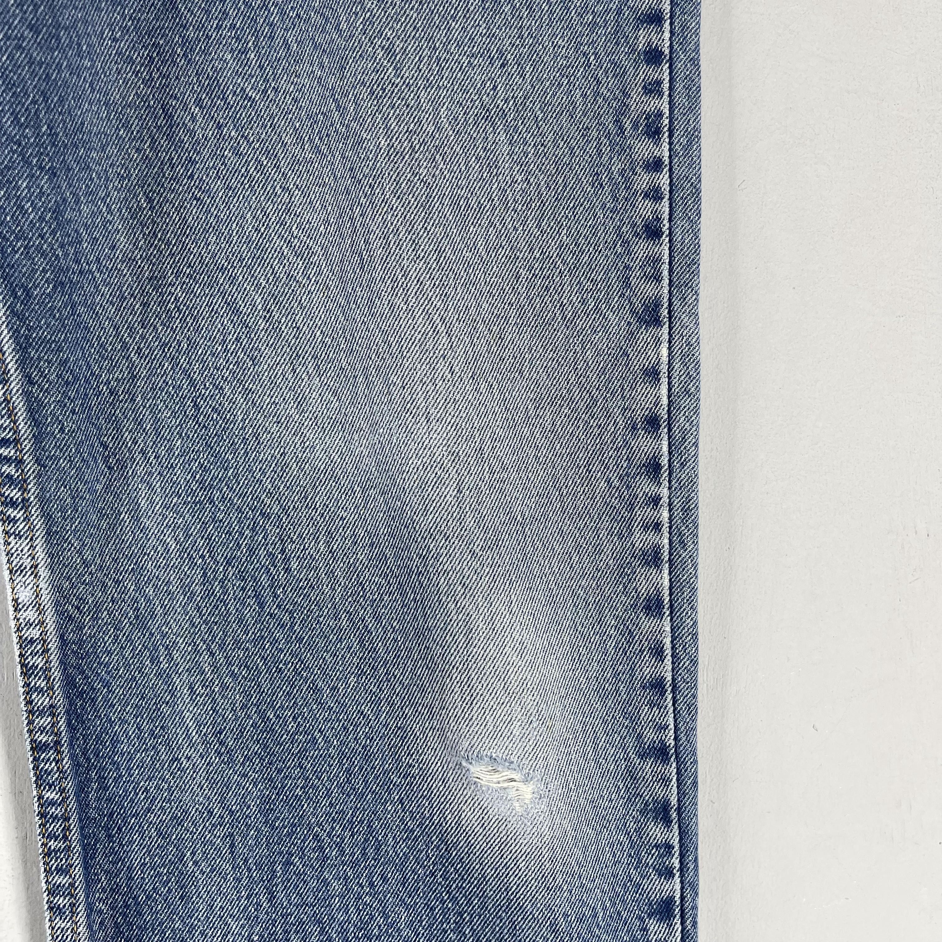 Levi's × Vintage Size 32 Vintage Levis 550 Distressed Medium Washed Jeans Size US 32 / EU 48 - 3 Thumbnail