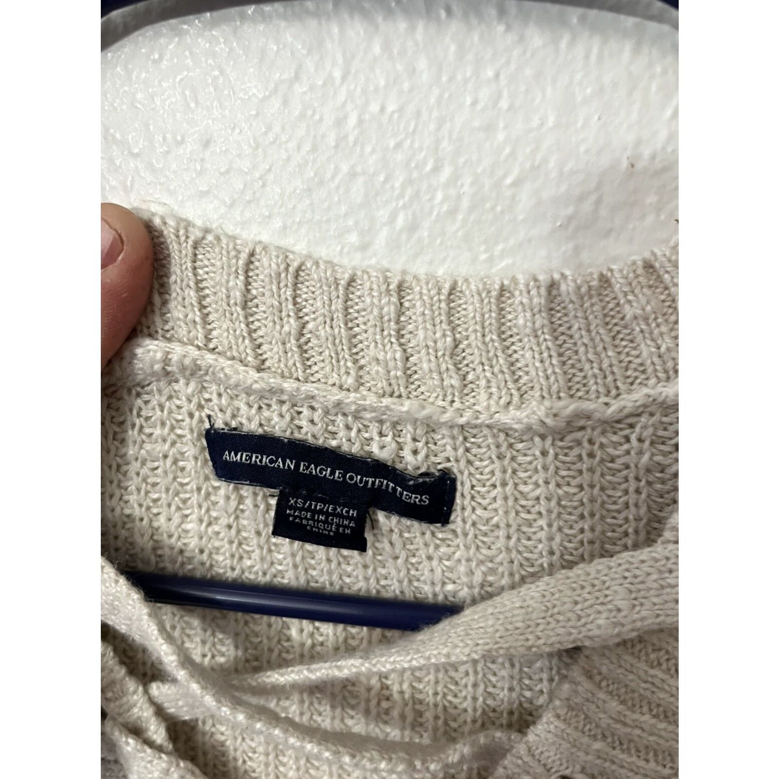 American Eagle Outfitters VINTAGE American Eagle Outfitters Sweater Shirt Women XS Beige Knit V-Neck Long Sleeve 90s Mens Womens? Size XS / US 0-2 / IT 36-38 - 2 Thumbnail
