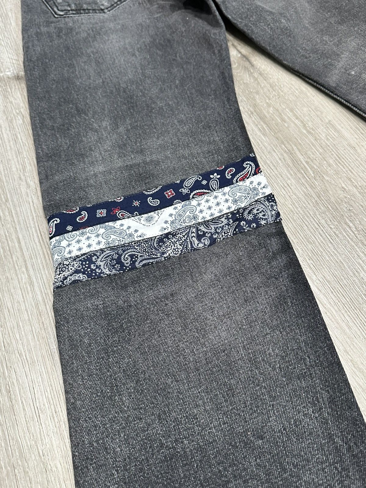 CLOT × Levi's CLOT X Levi’s 501 UNIONRAIL BLACK DENIM SIZE 36 Size US 36 / EU 52 - 9 Thumbnail