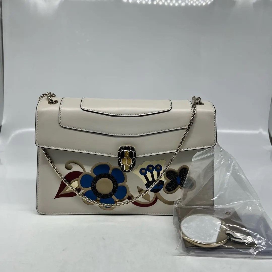 Bvlgari Pre-loved Bag Very good condition Size ONE SIZE - 1 Thumbnail