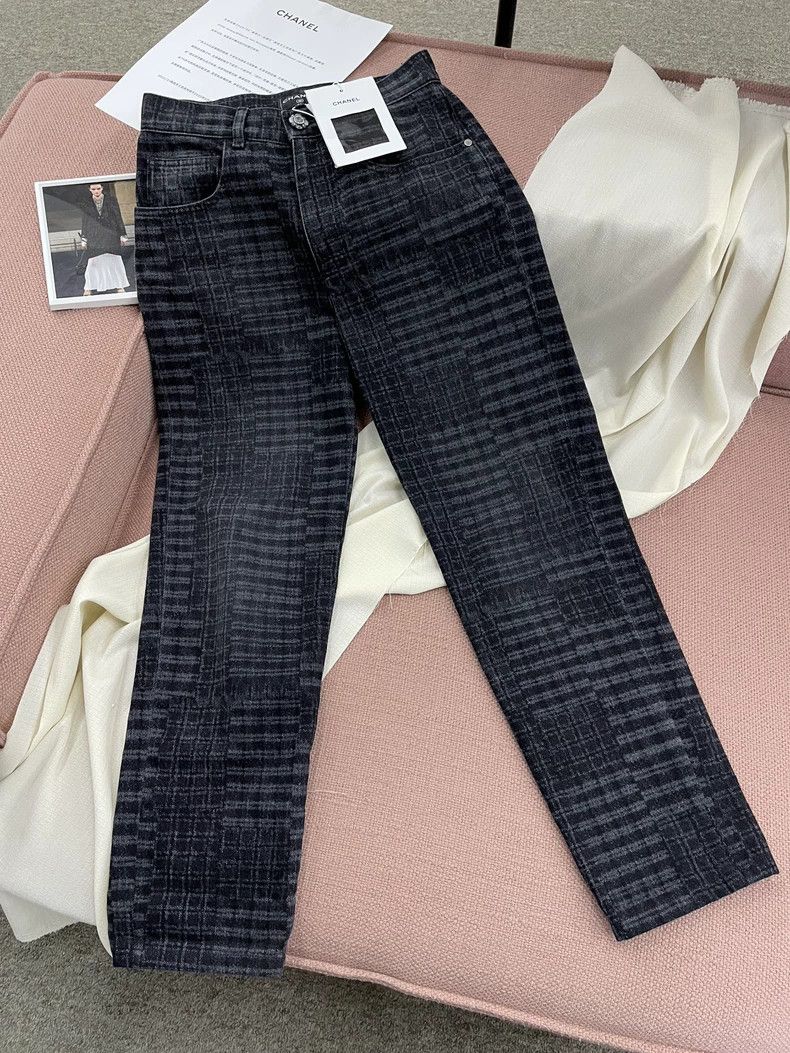 Chanel Chanel Black diamond buckle plaid jeans Size 42" / US 20 - 1 Thumbnail