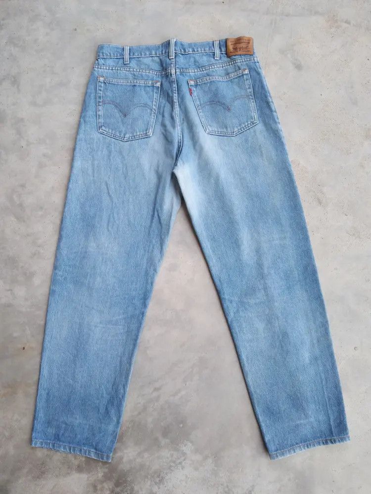 Levi's Vintage Levi's Jeans 626 Relaxed 33x30 Size US 33 - 2 Thumbnail