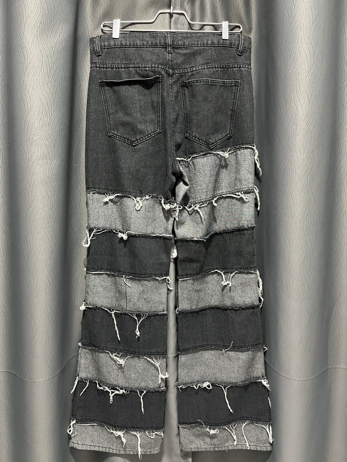 Japanese Brand Shein Flare Leg Hagi Jeans Baggy Size US 33 - 2 Thumbnail