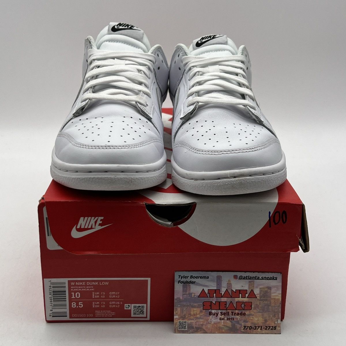 Nike Nike dunk low triple white Size US 10 / EU 43 - 2 Thumbnail