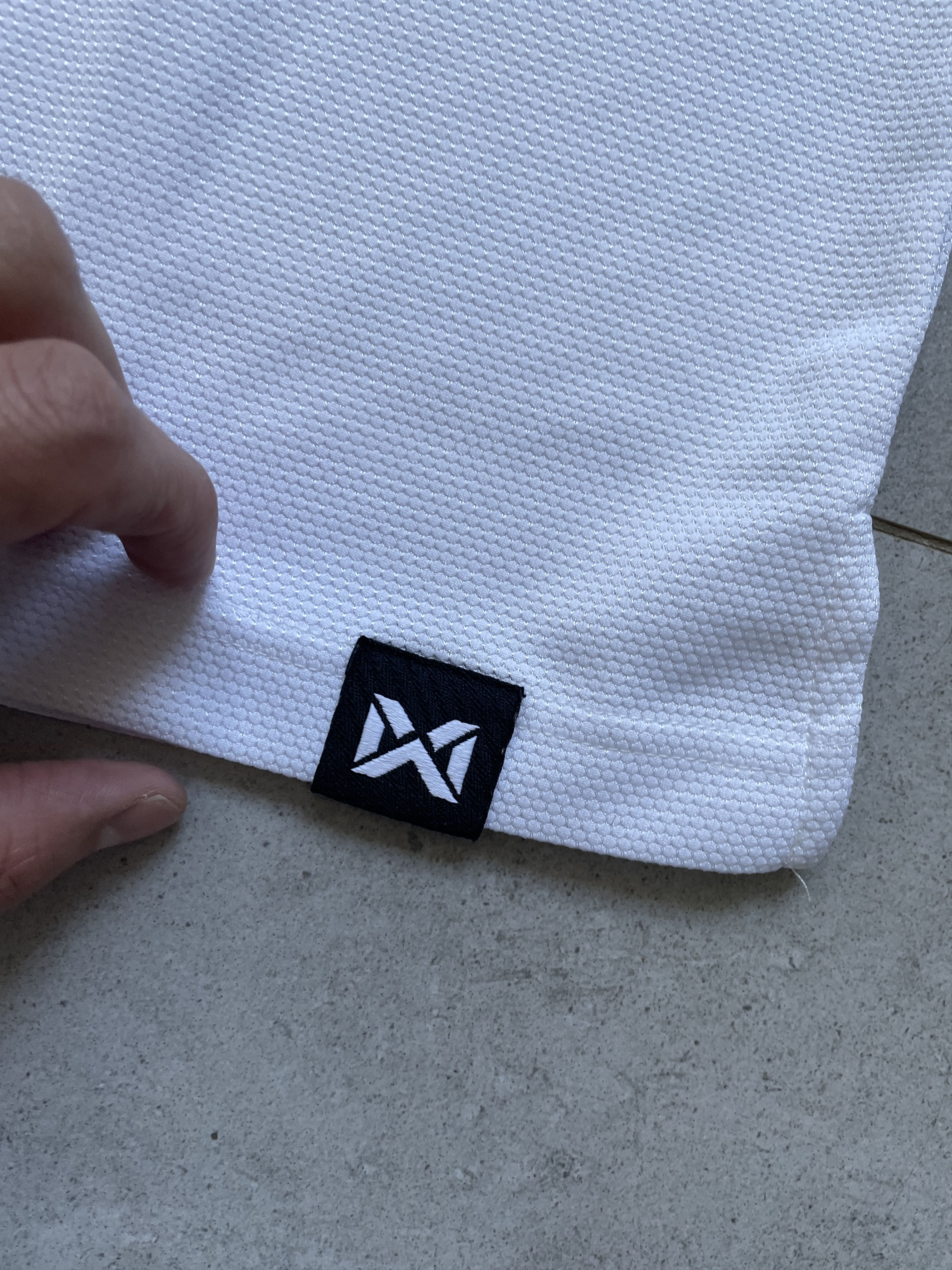Other WARRIX WHITE THAILAND BLOKECORE SOCCER JERSEY Size US L / EU 52-54 / 3 - 6 Thumbnail