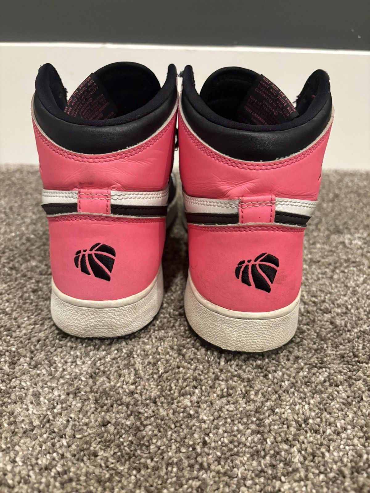 Nike Jordan 1 Retro Valentine’s Size US 7.5 / EU 40-41 - 5 Thumbnail