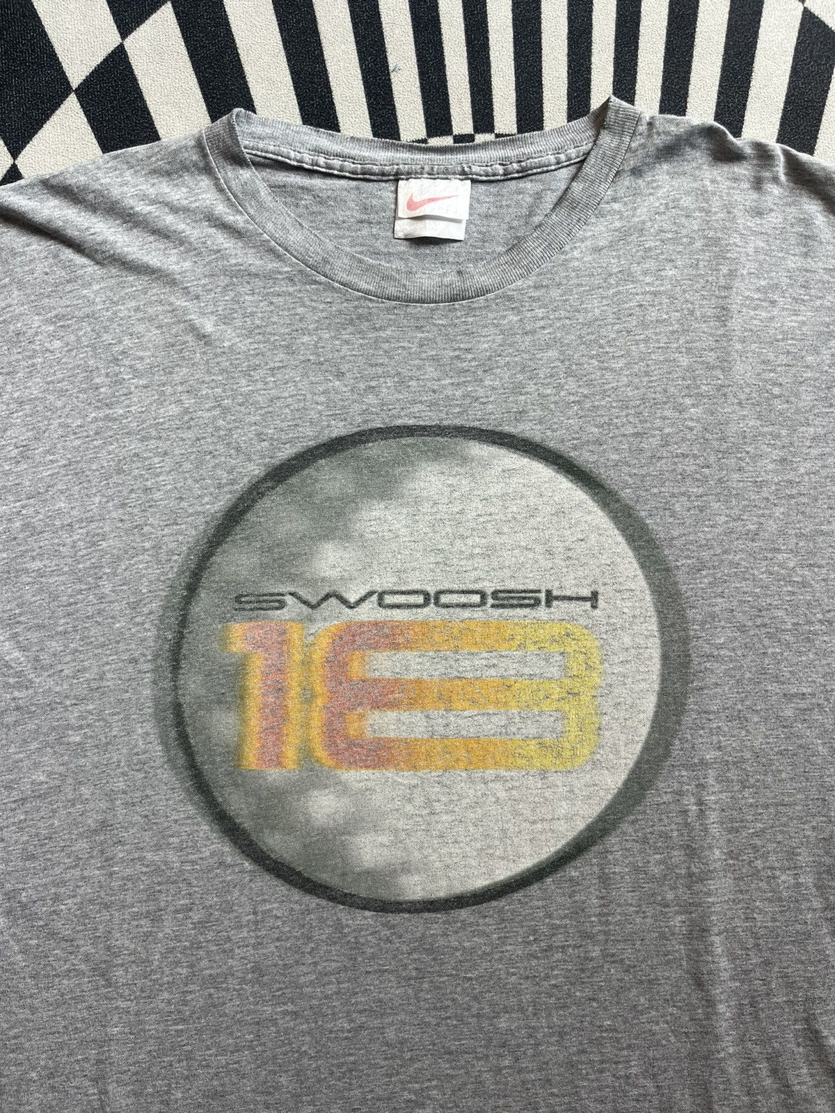 Nike Vintage NIKE SWOOSH 18 collection 90’s Tshirt Size US XL / EU 56 / 4 - 5 Thumbnail