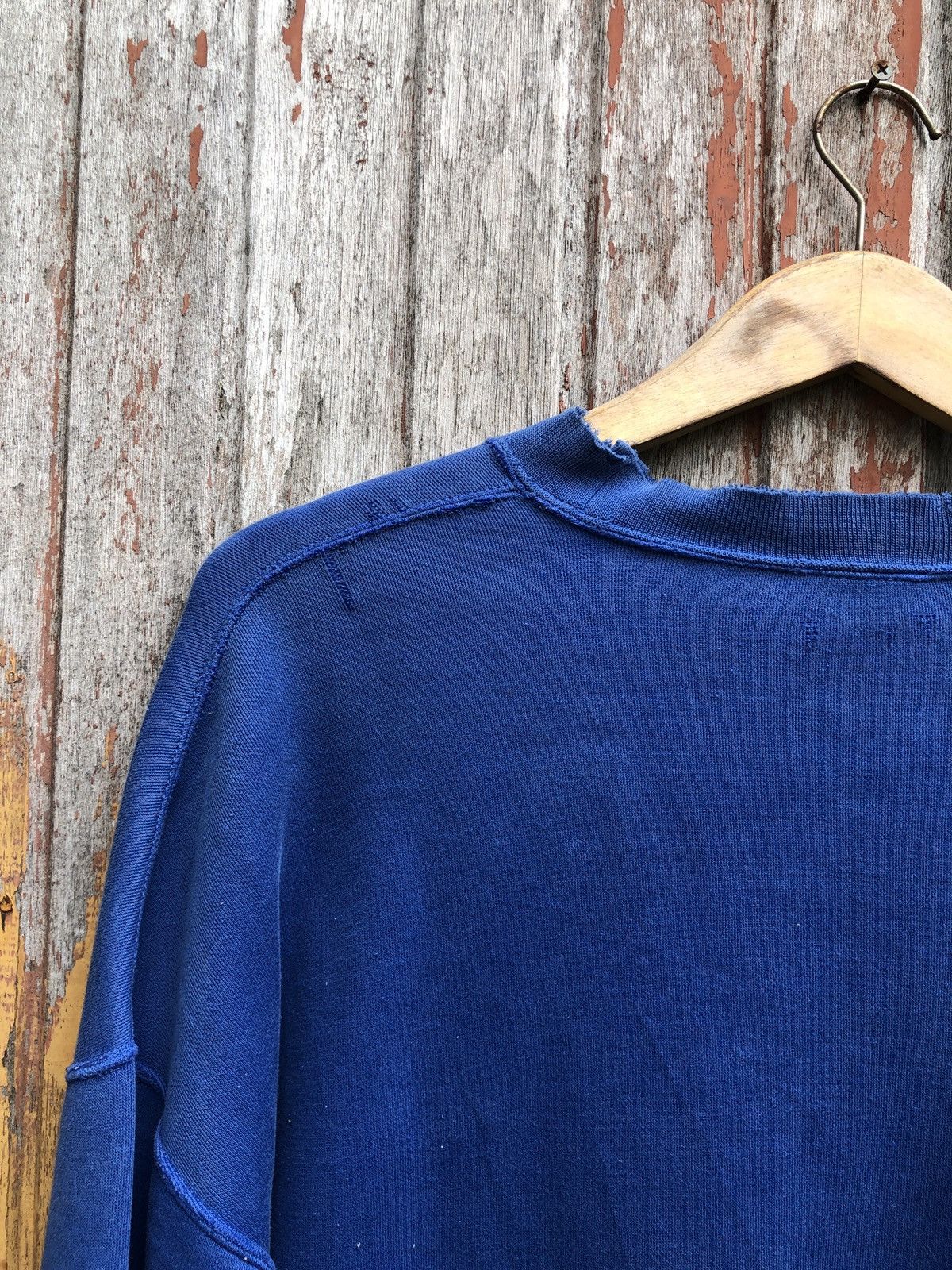 Nike × Vintage Nike Vintage Crewneck trashed Size US L / EU 52-54 / 3 - 11 Thumbnail