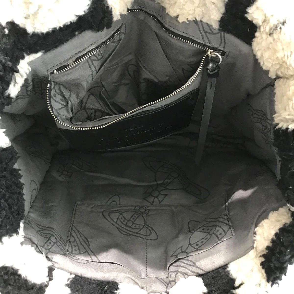 Vivienne Westwood Fleece Boa Logo Handbag Size ONE SIZE - 3 Thumbnail