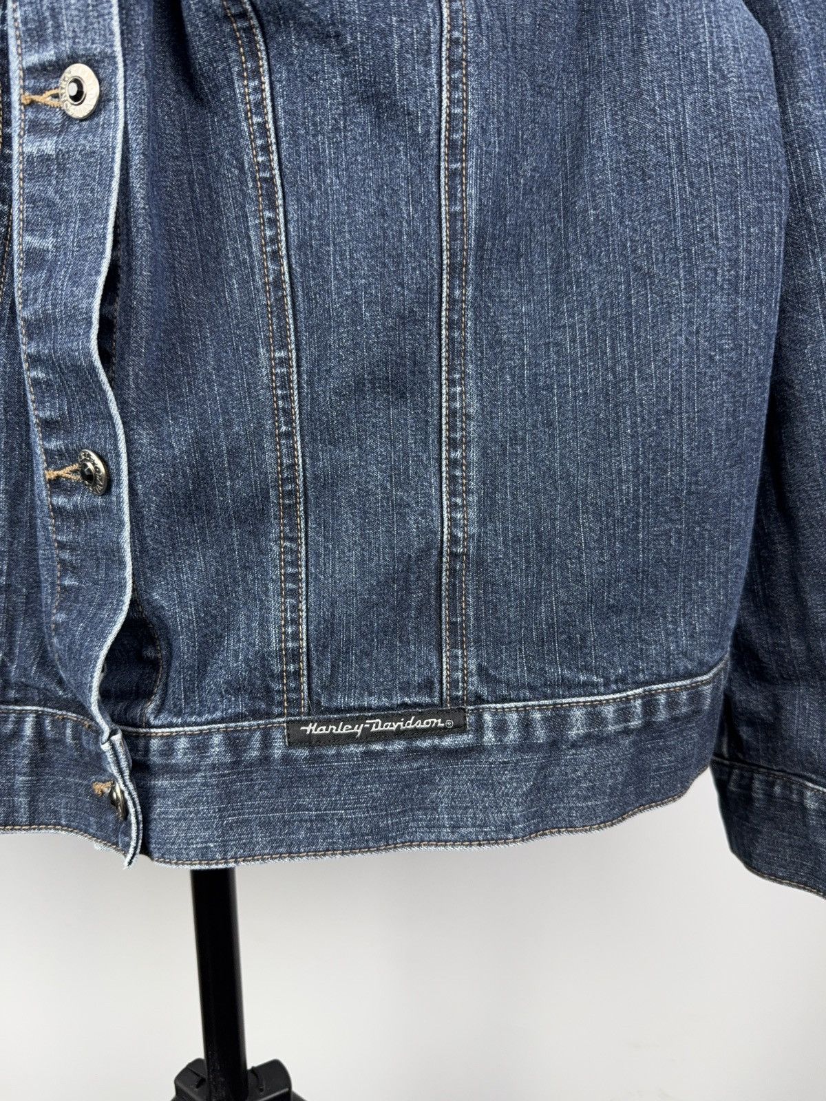 Harley Davidson 00s Harley-Davidson Studded Eagle Denim Jacket Women’s M Size M / US 6-8 / IT 42-44 - 5 Thumbnail