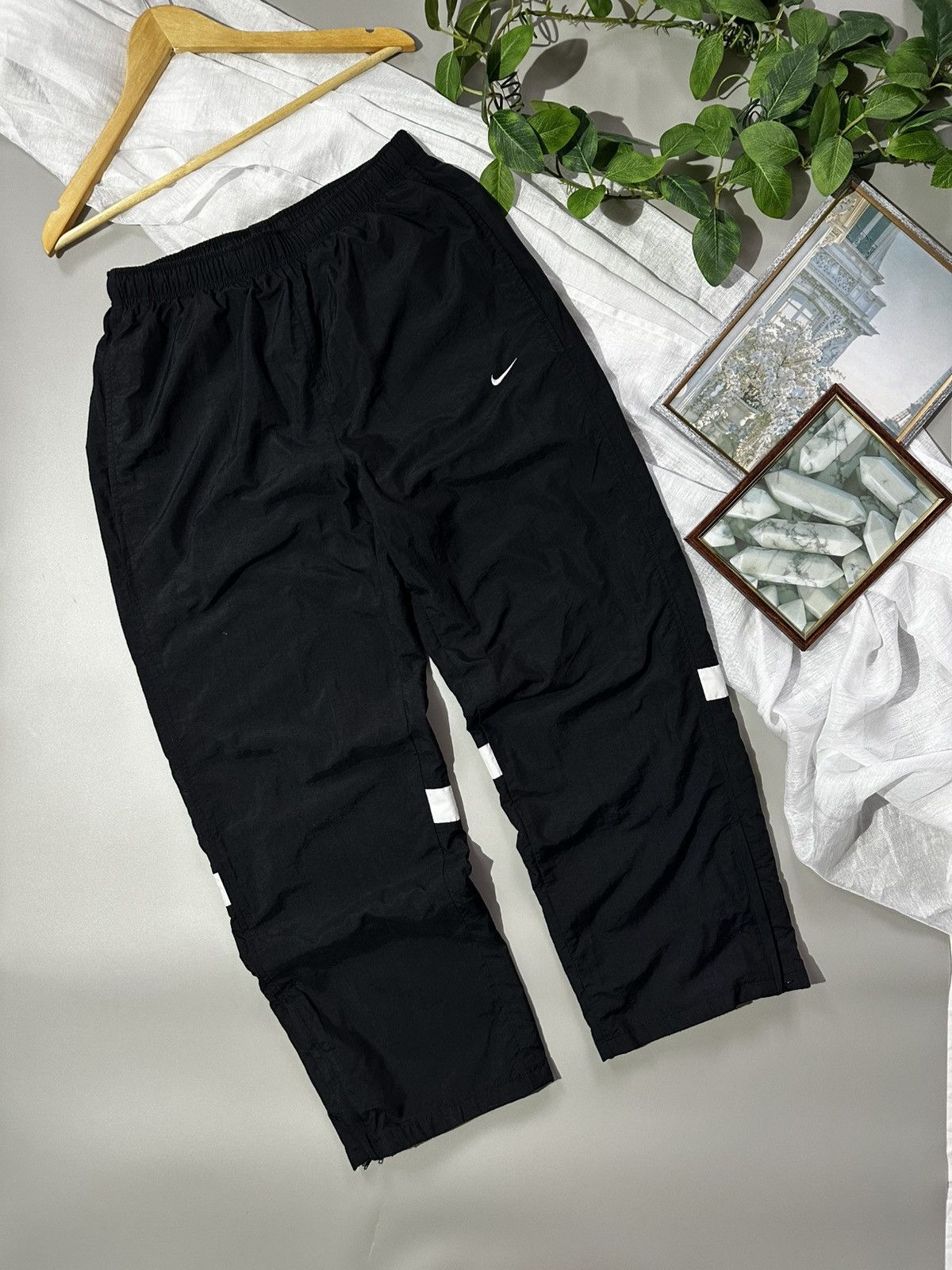 Nike VTG Nike Nylon Drill Black Track Pants Mens Size M Size US 32 / EU 48 - 3 Thumbnail