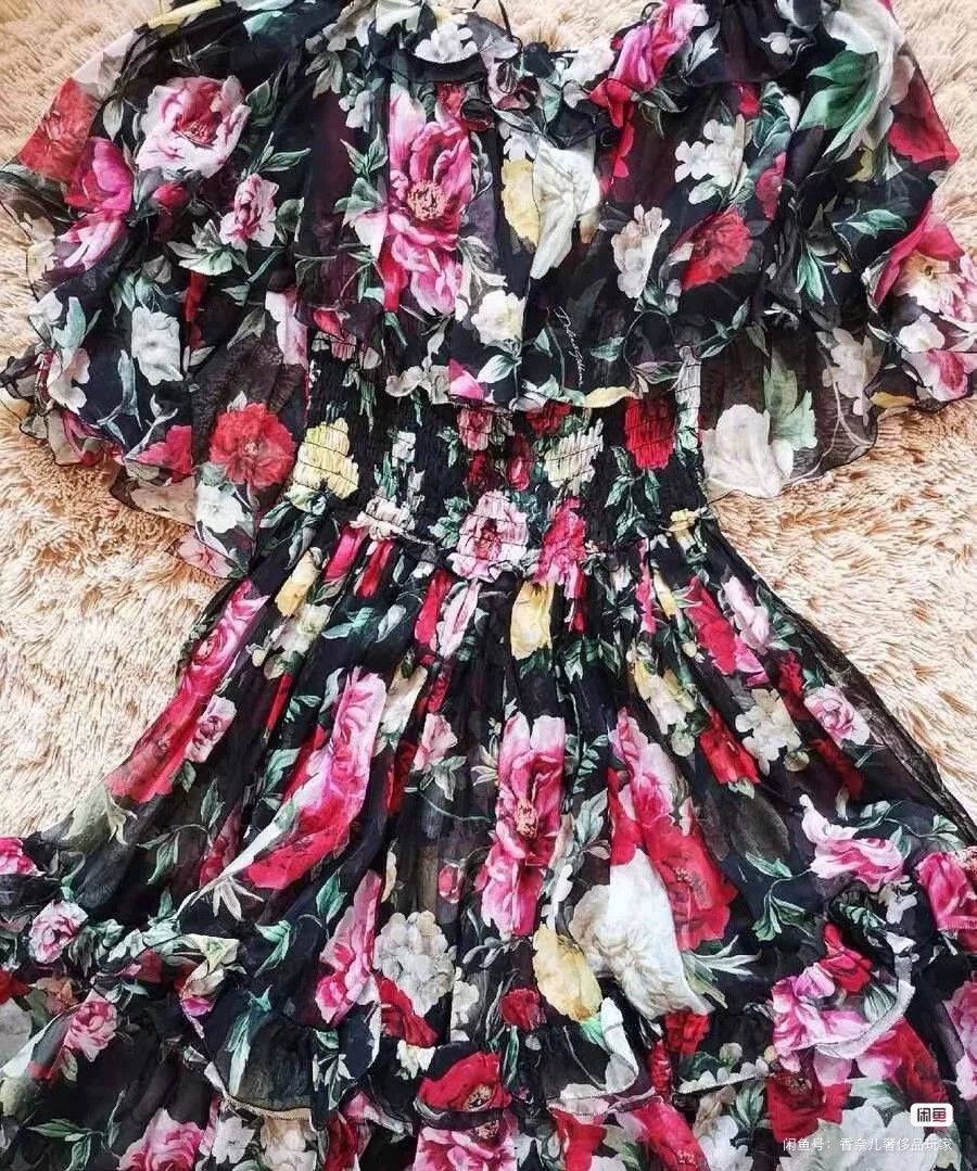 Dolce & Gabbana DG Floral Print Dress Size 38 Size S / US 4 / IT 40 - 1 Thumbnail