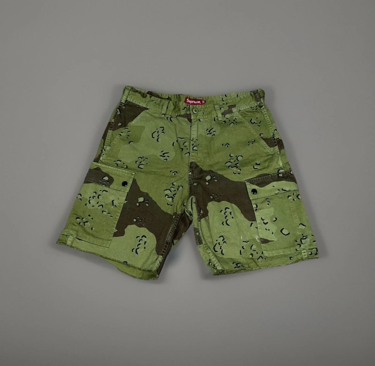 Supreme Supreme Mens Overdyed Camo Cargo Shorts Cotton Skater Grunge Size US 30 / EU 46 - 1 Thumbnail