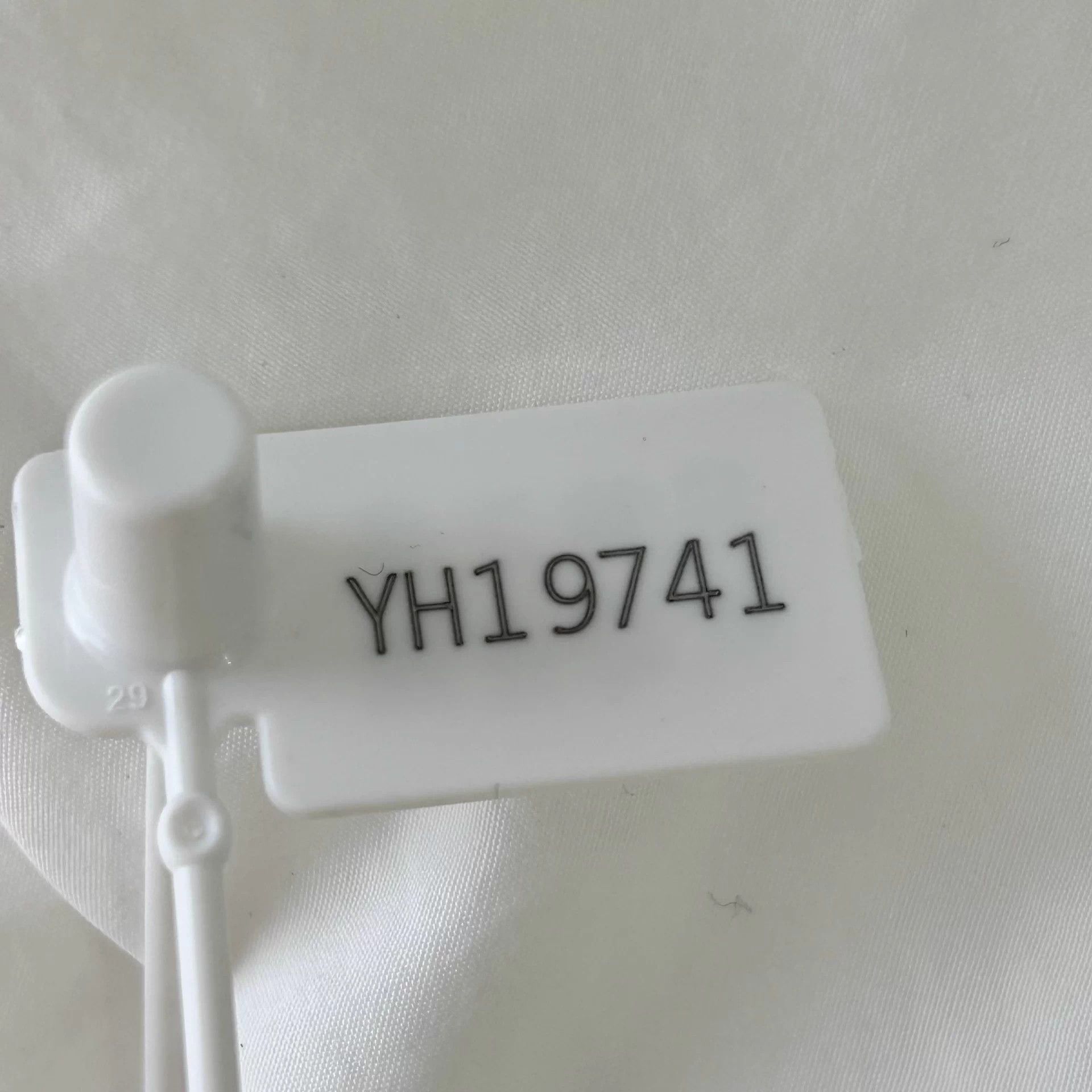 Balenciaga BALENCIAGA multilingual white longsleeve shirt new 37 Size US XXS / EU 40 - 7 Thumbnail