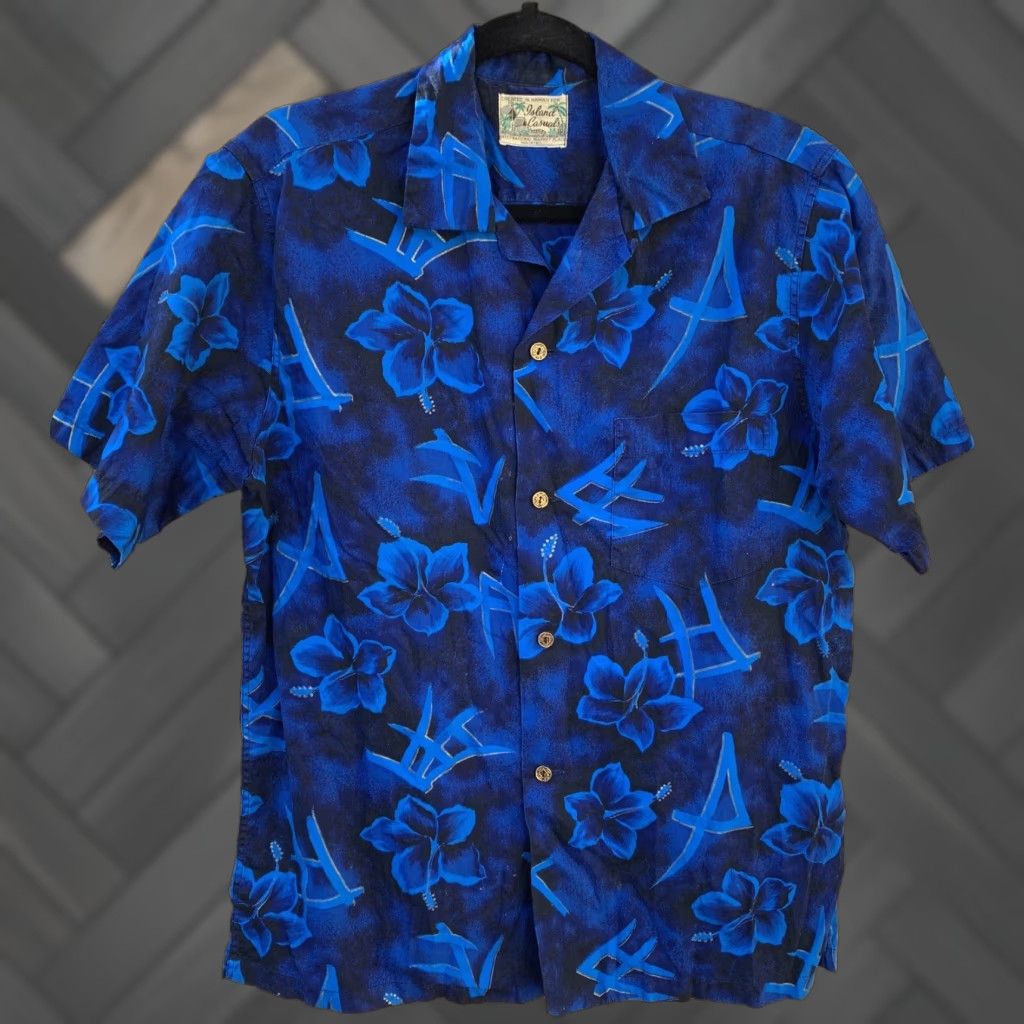 Market VINTAGE Island Casuals Hawaiian Shirt L XL Men Button-Up Short Sleeve Floral Cotton Blue Hawaii Waikiki Island Casuals International Market Place Size US L / EU 52-54 / 3 - 1 Thumbnail