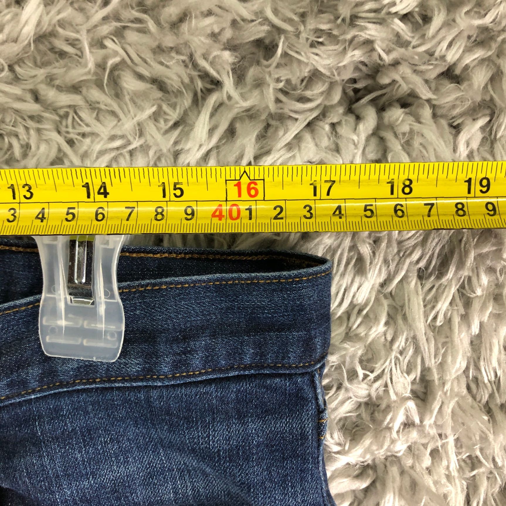 Old Navy Old Navy Jeans Mens 34x30 Straight Leg Denim Medium Wash Blue 5-Pocket Regular Rise Mid Blue Jeans Mens Size US 34 / EU 50 - 2 Thumbnail